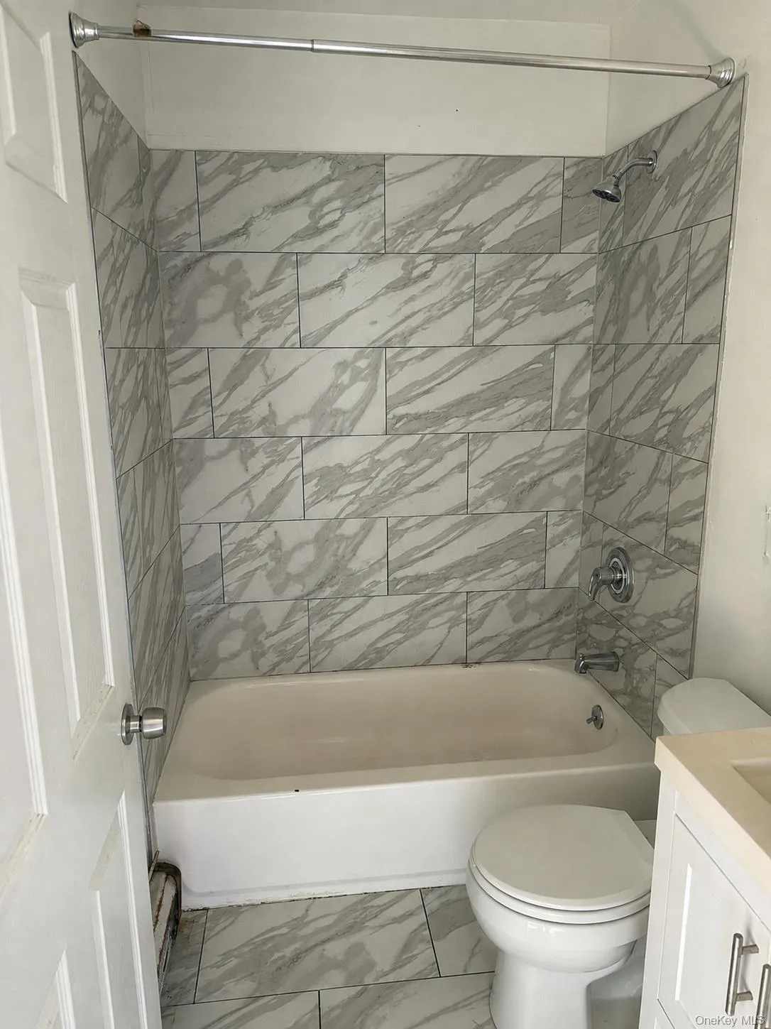 1337 Ellison Avenue, New York, NY, 4 Bedroom Bedrooms, 7 Room Rooms,2 BathroomBathrooms,Residential Lease,For Rent,Ellison,0,1042657 1337 Ellison Avenue, New York, NY, 4 Bedroom Bedrooms, 7 Room Rooms,2 BathroomBathrooms,Residential Lease,For Rent,Ellison,0,1042657