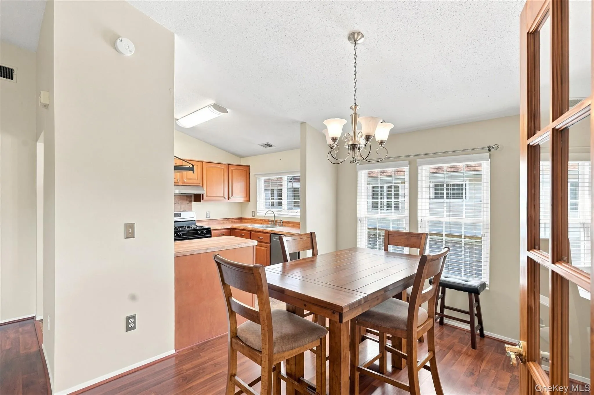 2124 Whispering Hills, Chester Town, NY, 2 Bedrooms Bedrooms, 6 Rooms Rooms,1 BathroomBathrooms,Residential,For Rent,Whispering,0,1042658 2124 Whispering Hills, Chester Town, NY, 2 Bedrooms Bedrooms, 6 Rooms Rooms,1 BathroomBathrooms,Residential,For Rent,Whispering,0,1042658