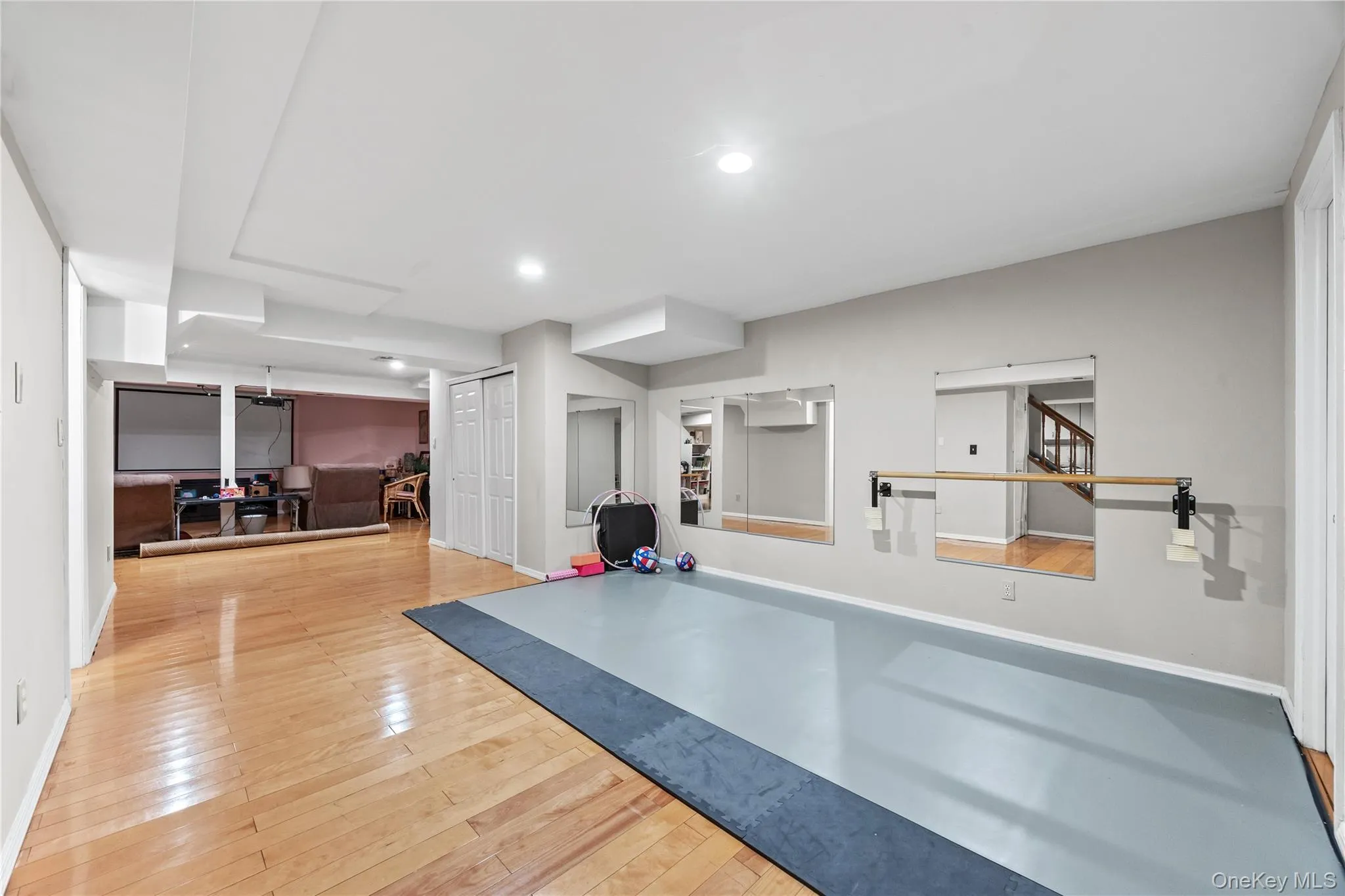14 Mackay Way, North Hempstead, NY, 4 Bedrooms Bedrooms, 15 Rooms Rooms,2 BathroomsBathrooms,Residential,For Rent,Mackay,0,1042661 14 Mackay Way, North Hempstead, NY, 4 Bedrooms Bedrooms, 15 Rooms Rooms,2 BathroomsBathrooms,Residential,For Rent,Mackay,0,1042661