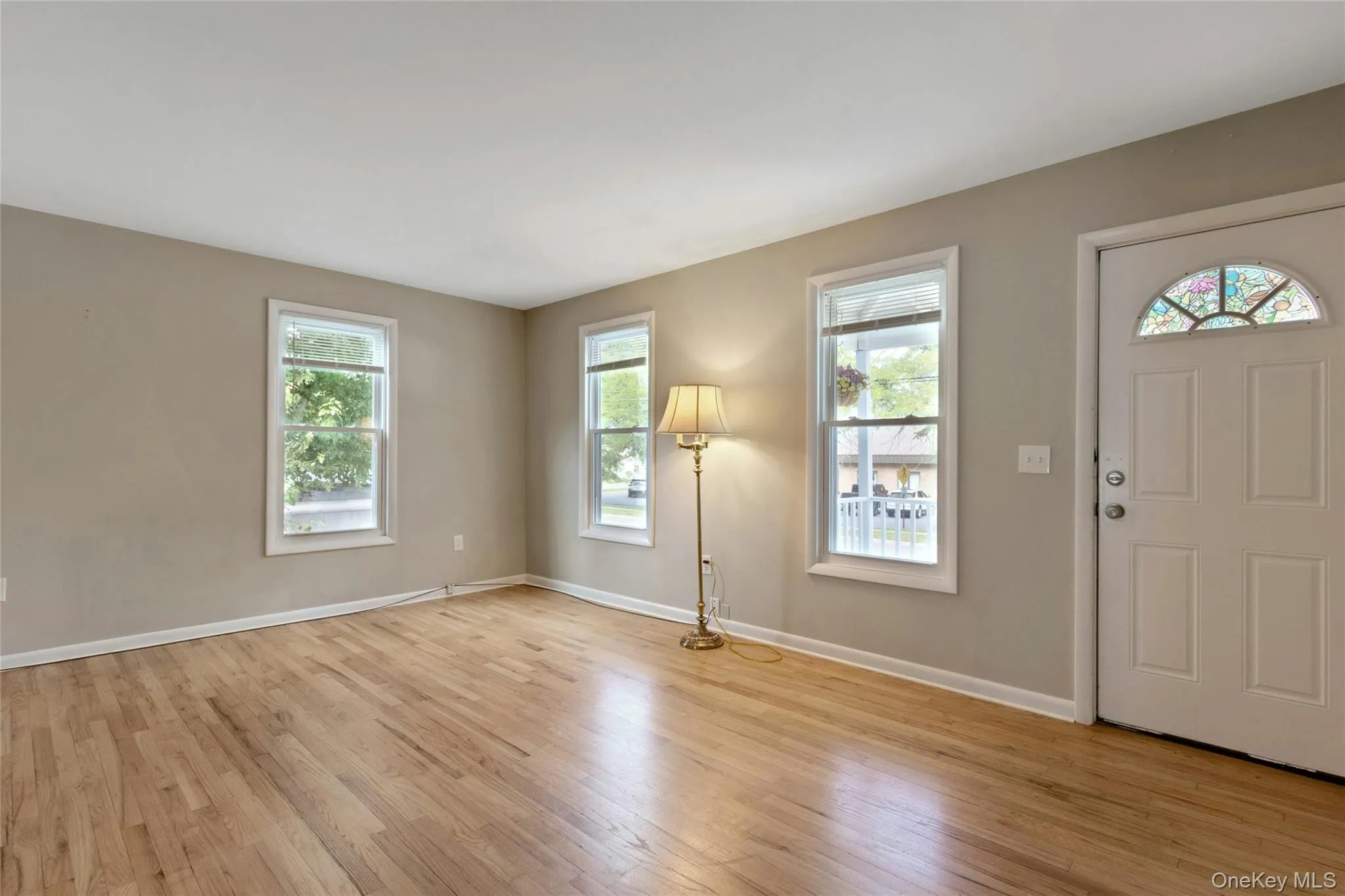 1 Remsen Avenue, Wappinger, NY, 3 Bedrooms Bedrooms, 6 Rooms Rooms,1 BathroomBathrooms,Residential,For Rent,Remsen,0,1042672 1 Remsen Avenue, Wappinger, NY, 3 Bedrooms Bedrooms, 6 Rooms Rooms,1 BathroomBathrooms,Residential,For Rent,Remsen,0,1042672