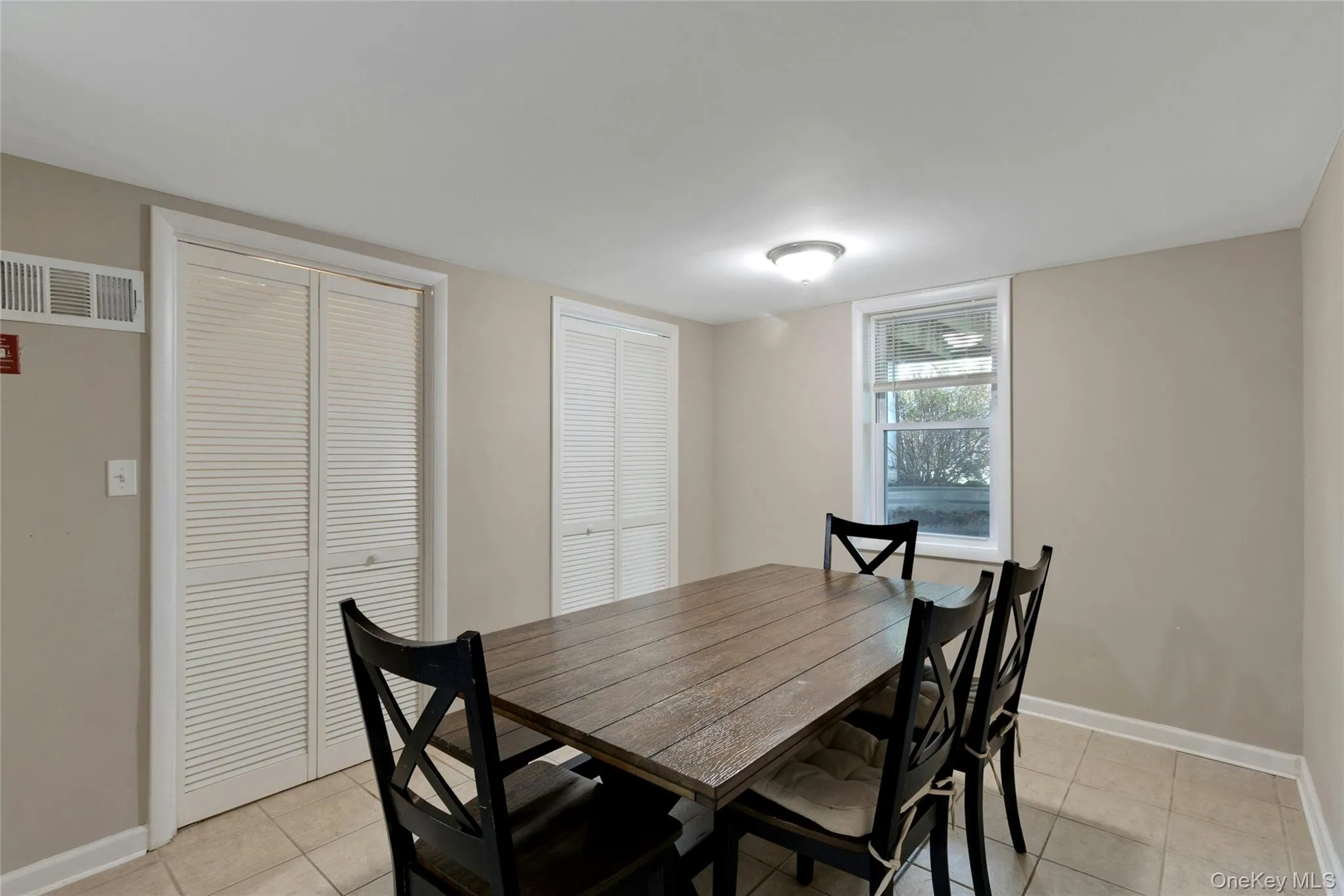 1 Remsen Avenue, Wappinger, NY, 3 Bedrooms Bedrooms, 6 Rooms Rooms,1 BathroomBathrooms,Residential,For Rent,Remsen,0,1042672 1 Remsen Avenue, Wappinger, NY, 3 Bedrooms Bedrooms, 6 Rooms Rooms,1 BathroomBathrooms,Residential,For Rent,Remsen,0,1042672