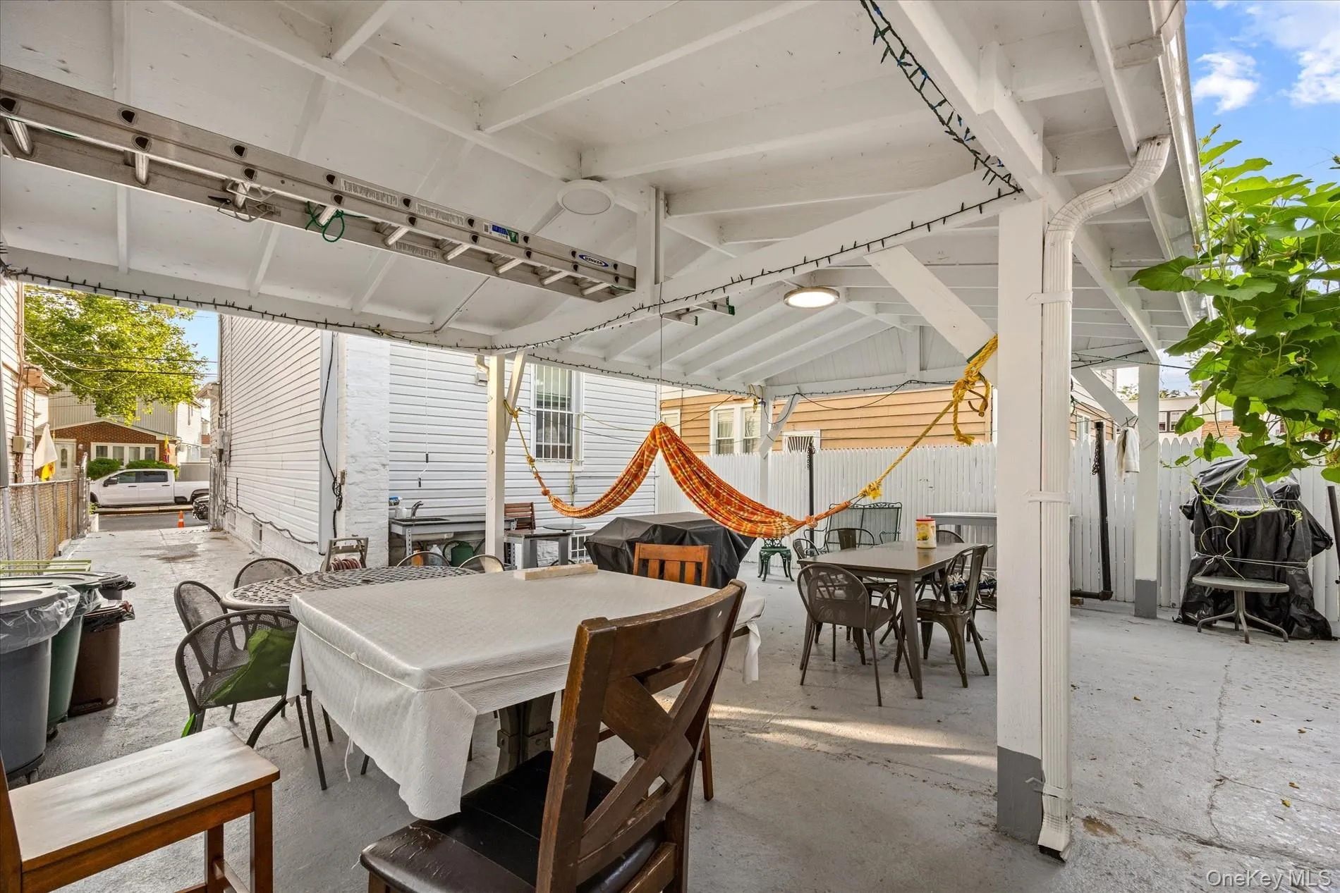 10723 86th Street, New York, NY, 3 Bedrooms Bedrooms, 9 Rooms Rooms,2 BathroomsBathrooms,Residential,For Rent,86th,0,1042674 10723 86th Street, New York, NY, 3 Bedrooms Bedrooms, 9 Rooms Rooms,2 BathroomsBathrooms,Residential,For Rent,86th,0,1042674