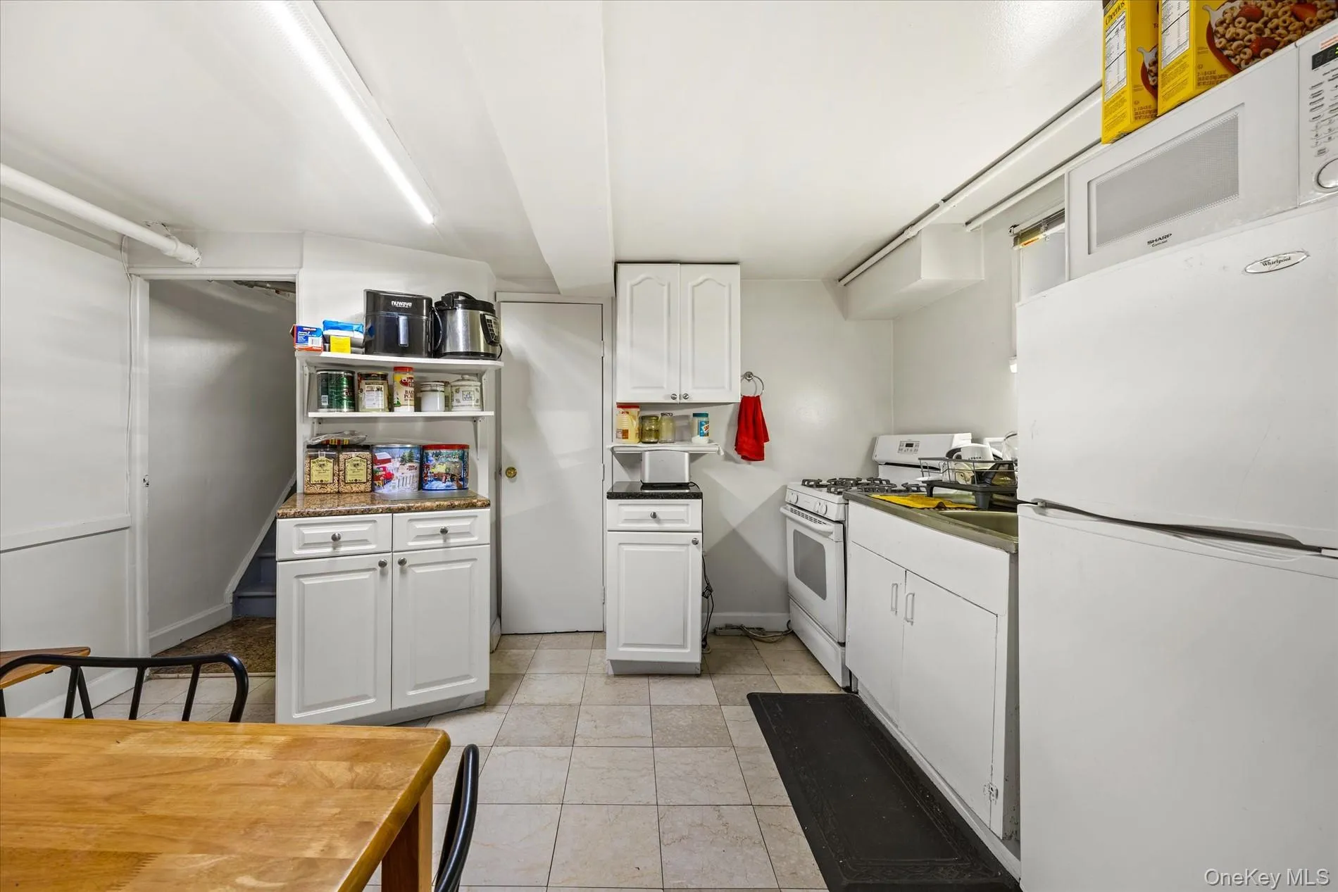 10723 86th Street, New York, NY, 3 Bedrooms Bedrooms, 9 Rooms Rooms,2 BathroomsBathrooms,Residential,For Rent,86th,0,1042674 10723 86th Street, New York, NY, 3 Bedrooms Bedrooms, 9 Rooms Rooms,2 BathroomsBathrooms,Residential,For Rent,86th,0,1042674