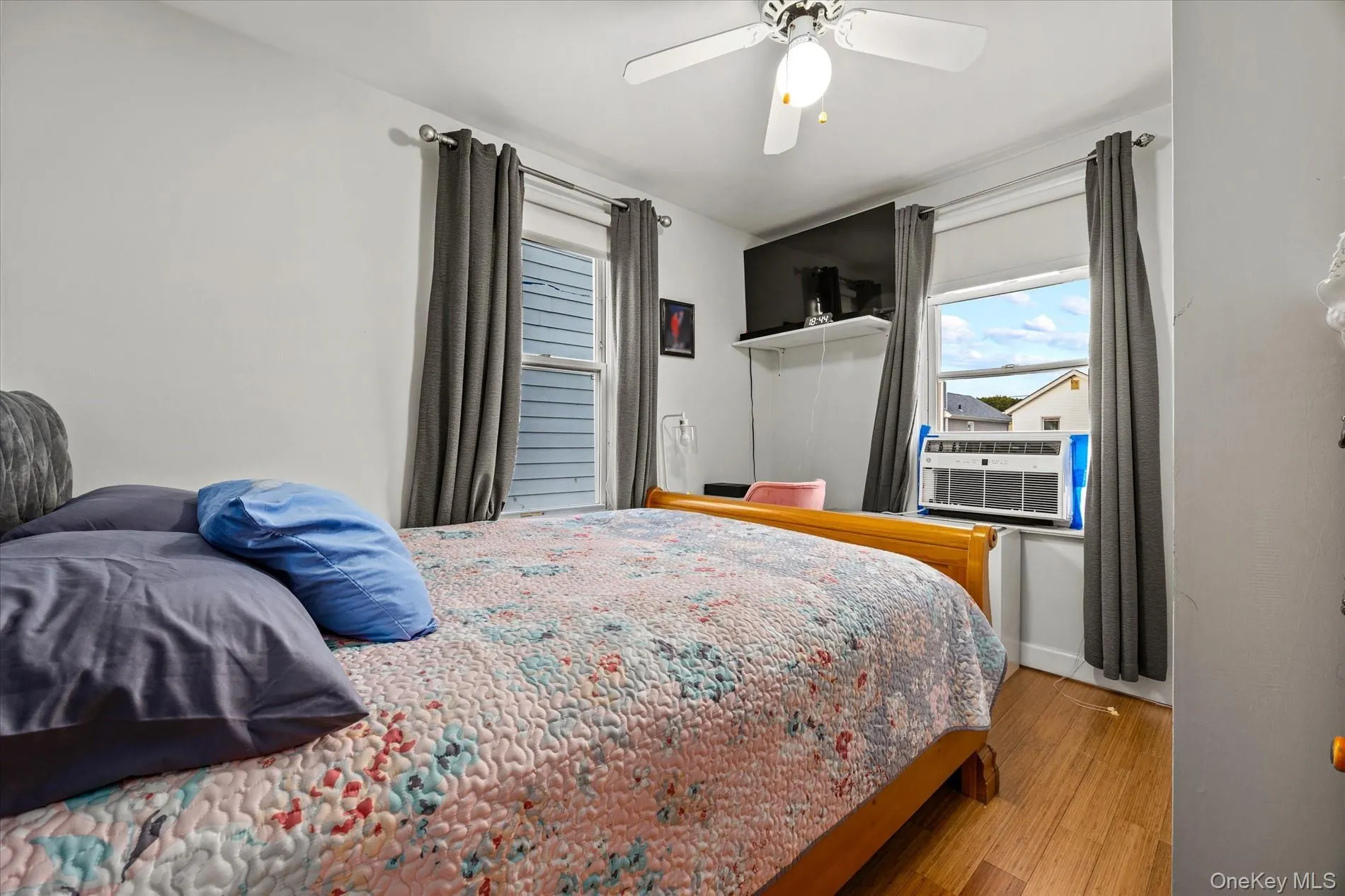10723 86th Street, New York, NY, 3 Bedrooms Bedrooms, 9 Rooms Rooms,2 BathroomsBathrooms,Residential,For Rent,86th,0,1042674 10723 86th Street, New York, NY, 3 Bedrooms Bedrooms, 9 Rooms Rooms,2 BathroomsBathrooms,Residential,For Rent,86th,0,1042674