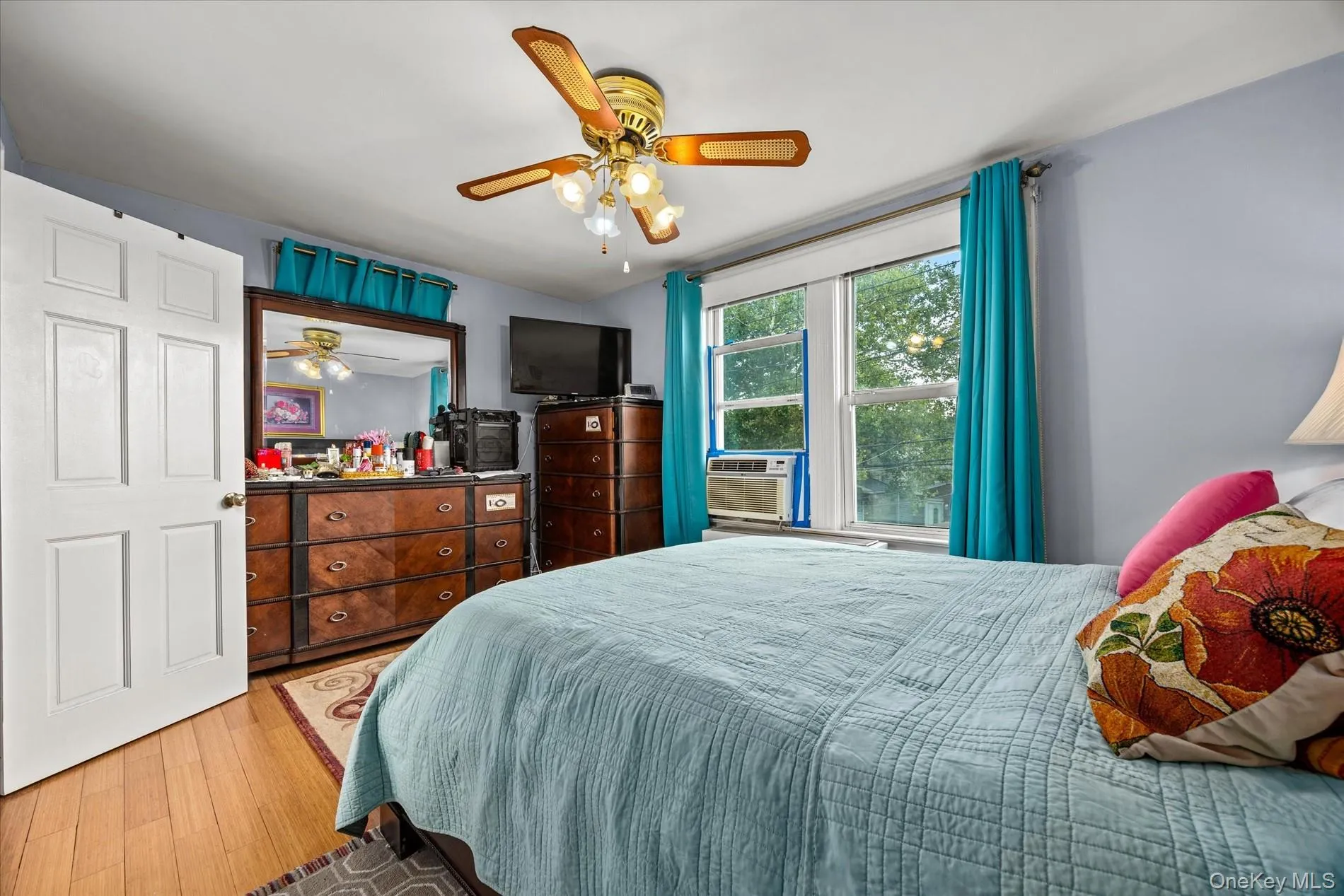 10723 86th Street, New York, NY, 3 Bedrooms Bedrooms, 9 Rooms Rooms,2 BathroomsBathrooms,Residential,For Rent,86th,0,1042674 10723 86th Street, New York, NY, 3 Bedrooms Bedrooms, 9 Rooms Rooms,2 BathroomsBathrooms,Residential,For Rent,86th,0,1042674