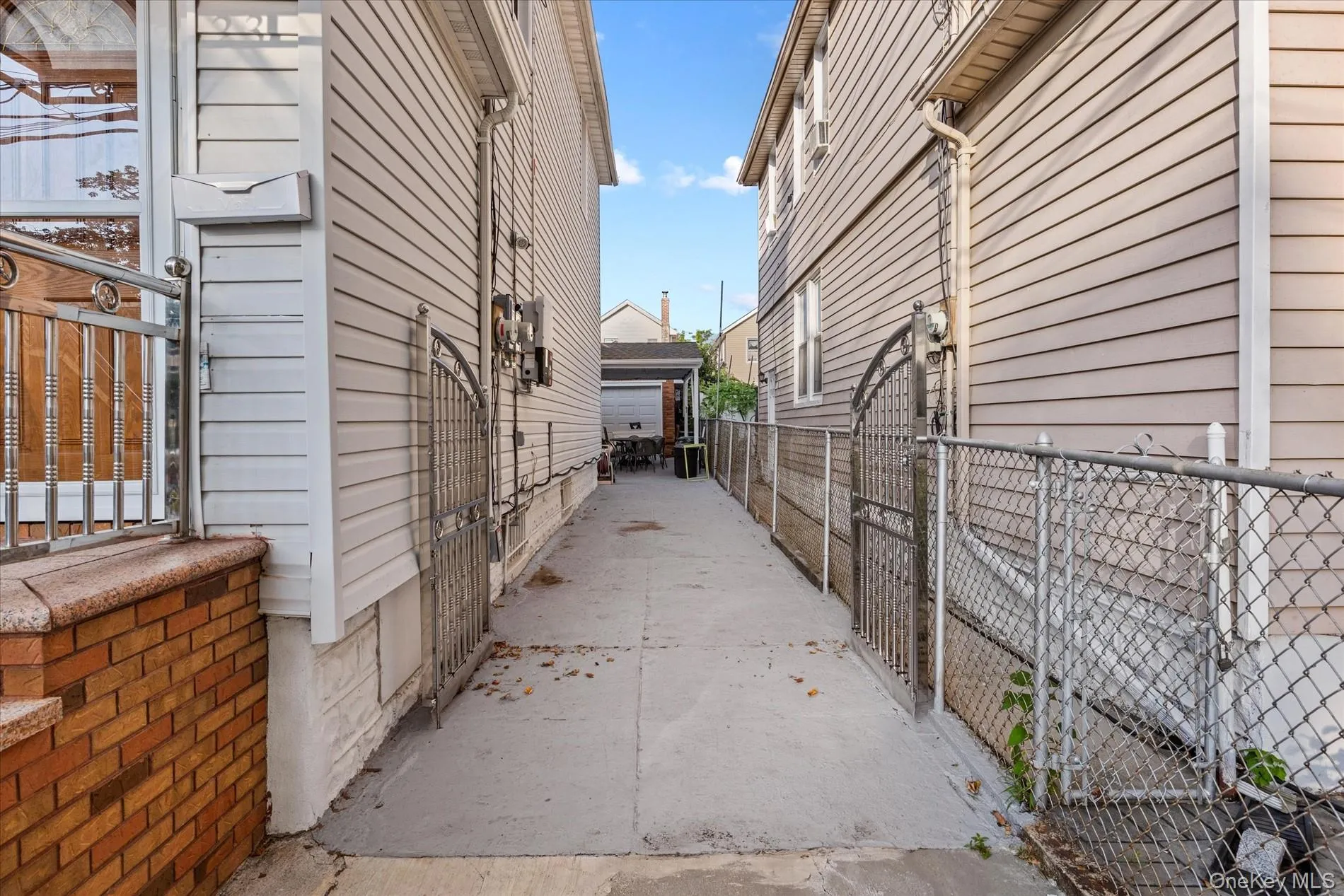 10723 86th Street, New York, NY, 3 Bedrooms Bedrooms, 9 Rooms Rooms,2 BathroomsBathrooms,Residential,For Rent,86th,0,1042674 10723 86th Street, New York, NY, 3 Bedrooms Bedrooms, 9 Rooms Rooms,2 BathroomsBathrooms,Residential,For Rent,86th,0,1042674