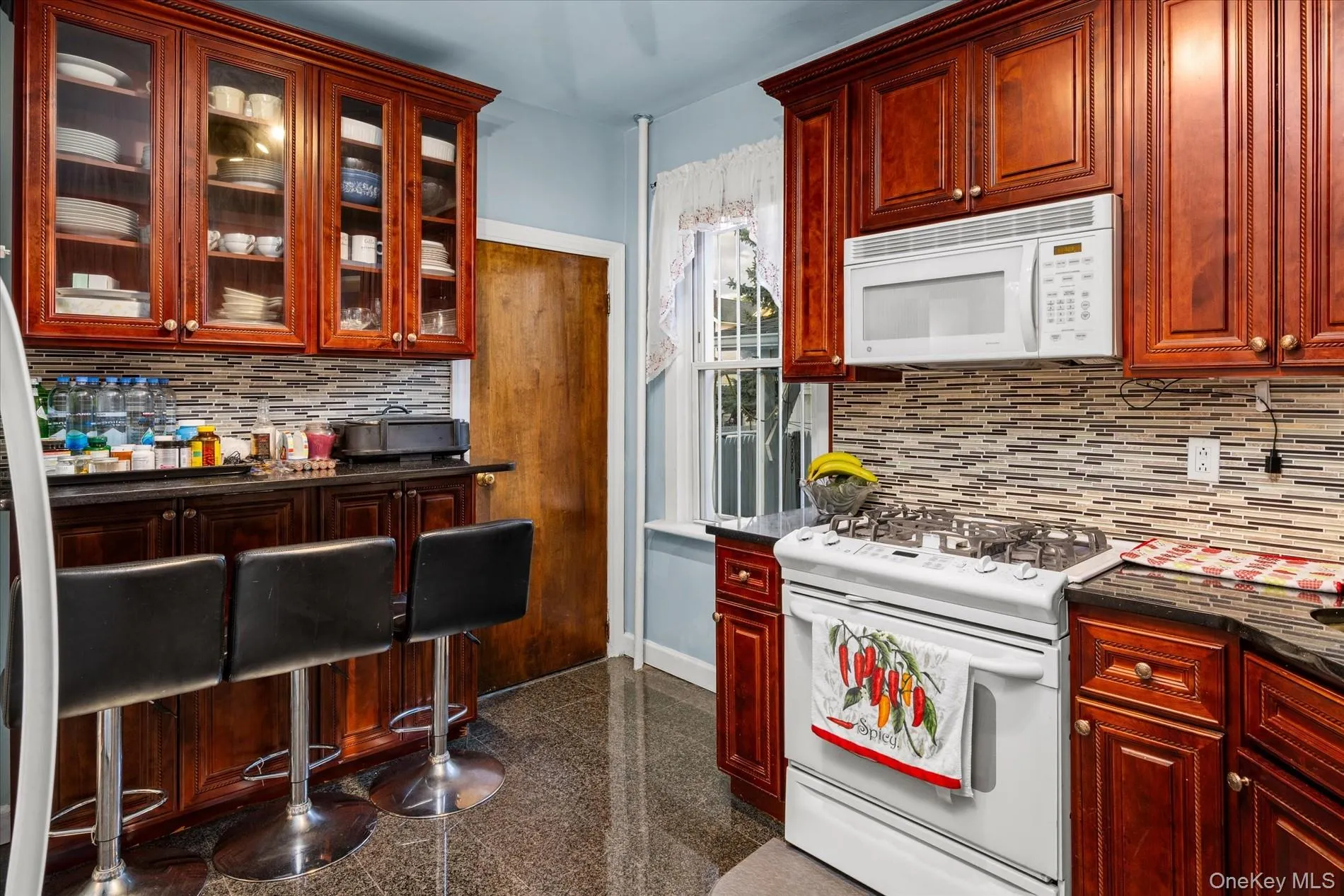 10723 86th Street, New York, NY, 3 Bedrooms Bedrooms, 9 Rooms Rooms,2 BathroomsBathrooms,Residential,For Rent,86th,0,1042674 10723 86th Street, New York, NY, 3 Bedrooms Bedrooms, 9 Rooms Rooms,2 BathroomsBathrooms,Residential,For Rent,86th,0,1042674