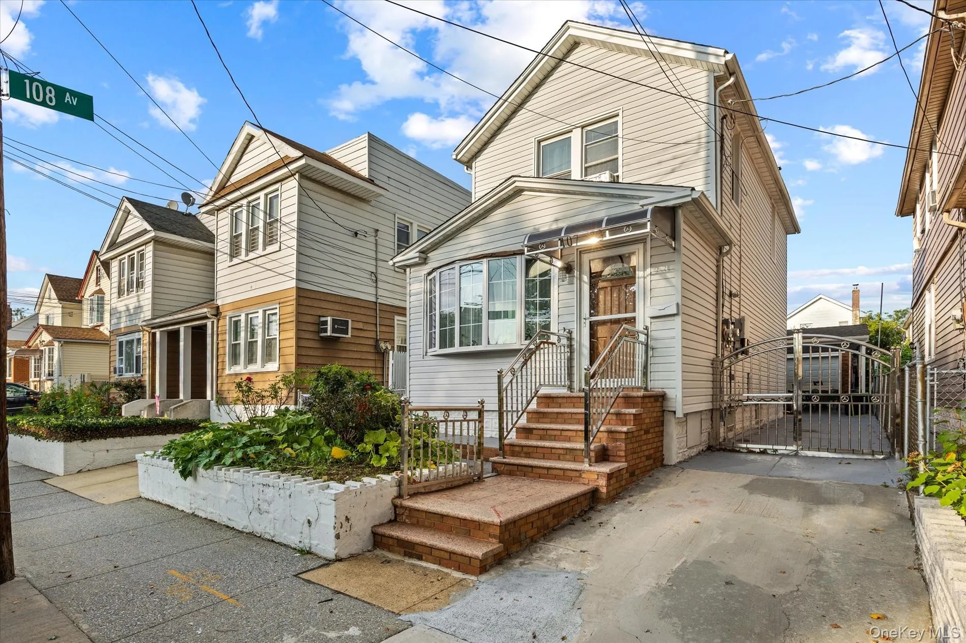 10723 86th Street, New York, NY, 3 Bedrooms Bedrooms, 9 Rooms Rooms,2 BathroomsBathrooms,Residential,For Rent,86th,0,1042674 10723 86th Street, New York, NY, 3 Bedrooms Bedrooms, 9 Rooms Rooms,2 BathroomsBathrooms,Residential,For Rent,86th,0,1042674