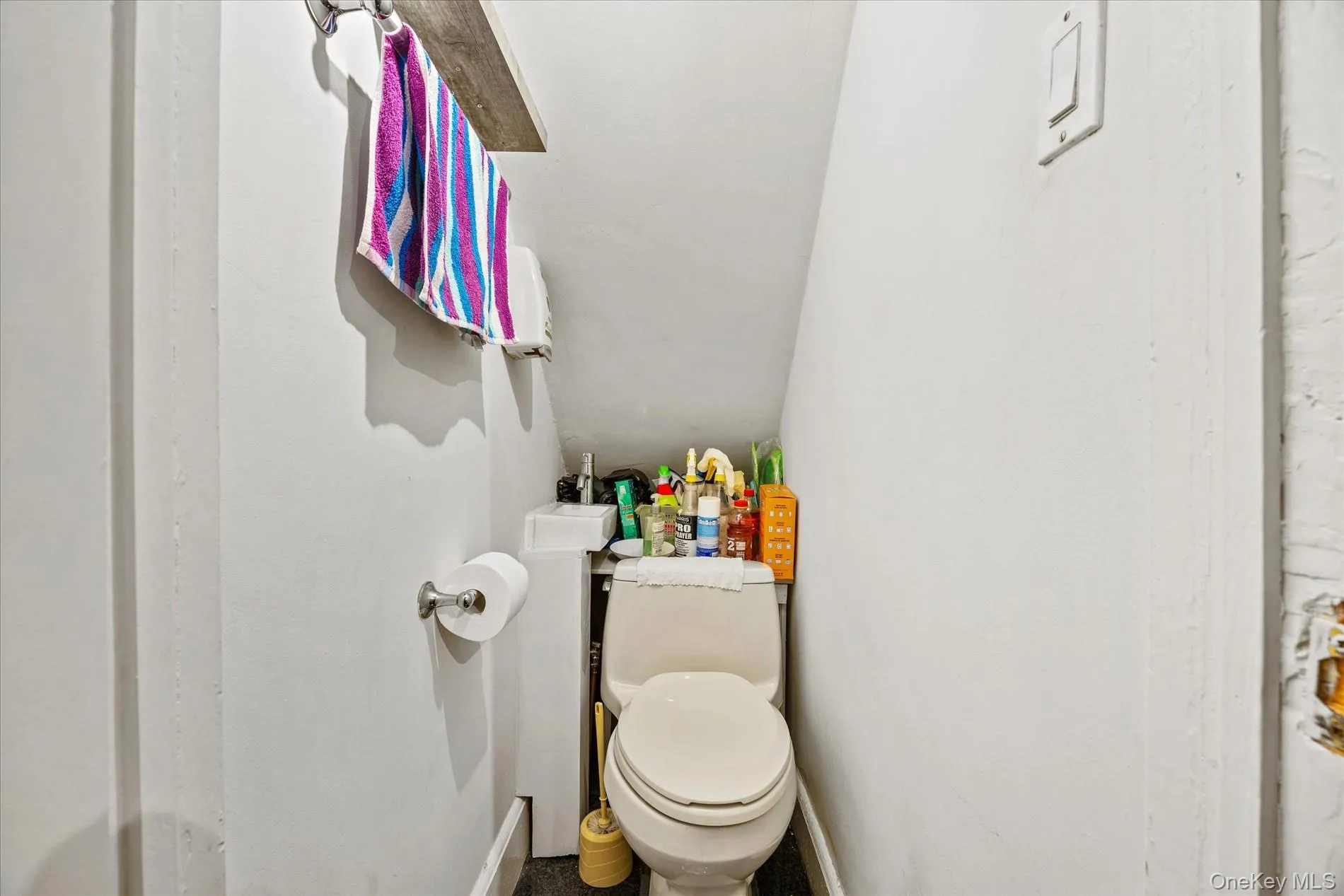 10723 86th Street, New York, NY, 3 Bedrooms Bedrooms, 9 Rooms Rooms,2 BathroomsBathrooms,Residential,For Rent,86th,0,1042674 10723 86th Street, New York, NY, 3 Bedrooms Bedrooms, 9 Rooms Rooms,2 BathroomsBathrooms,Residential,For Rent,86th,0,1042674