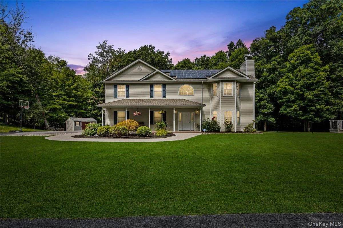 Welcome to 83 Whitford Road. Welcome to 83 Whitford Road.