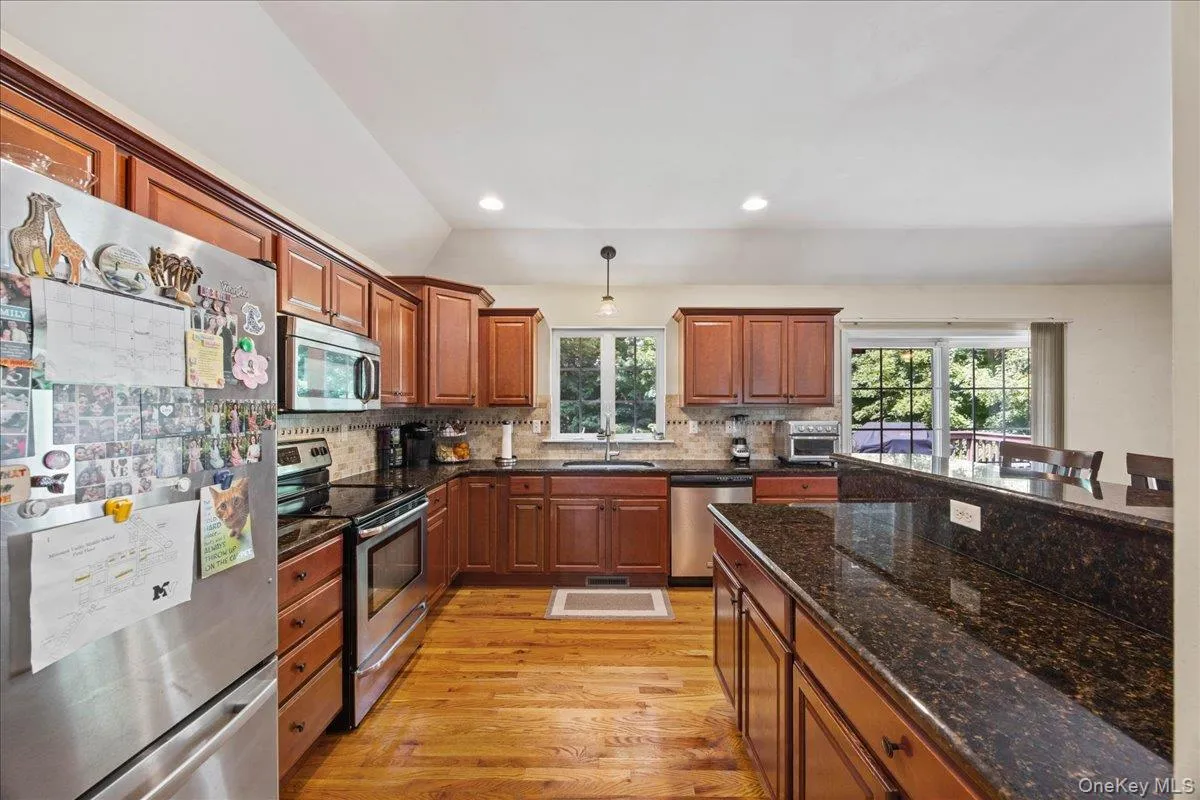 83 Whitford Road, Minisink, NY, 4 Bedrooms Bedrooms, 12 Rooms Rooms,3 BathroomsBathrooms,Residential,For Rent,Whitford,0,1042677 83 Whitford Road, Minisink, NY, 4 Bedrooms Bedrooms, 12 Rooms Rooms,3 BathroomsBathrooms,Residential,For Rent,Whitford,0,1042677