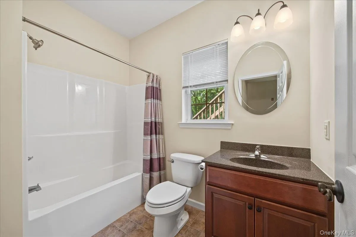 Full bath on the first level. Full bath on the first level.
