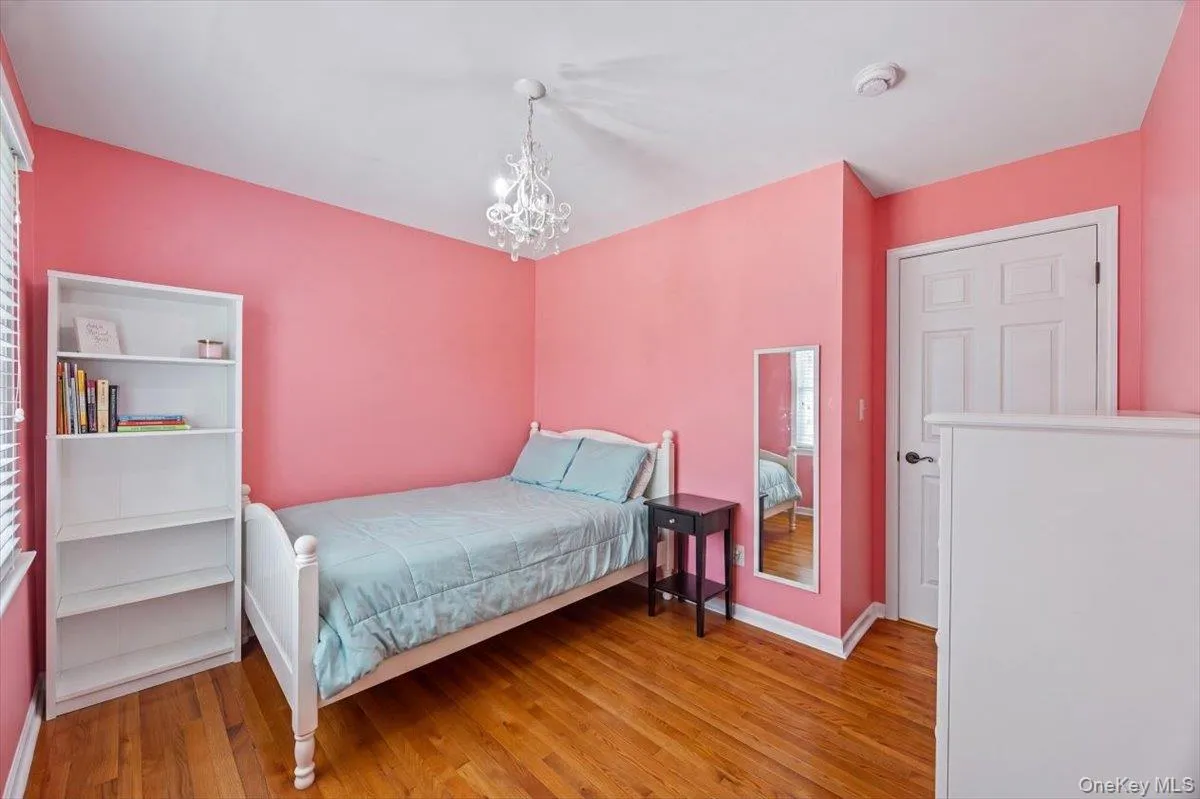 Guest bedroom 2. Guest bedroom 2.