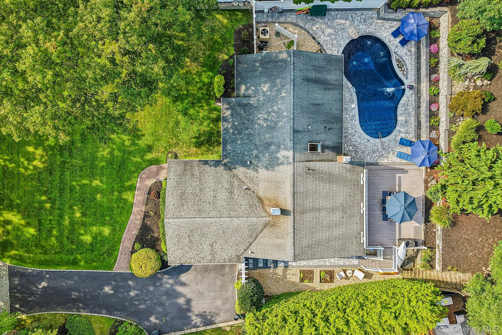 59 Derby Place, Smithtown, NY, 3 Bedrooms Bedrooms, 7 Rooms Rooms,2 BathroomsBathrooms,Residential,For Rent,Derby,0,1042682 59 Derby Place, Smithtown, NY, 3 Bedrooms Bedrooms, 7 Rooms Rooms,2 BathroomsBathrooms,Residential,For Rent,Derby,0,1042682