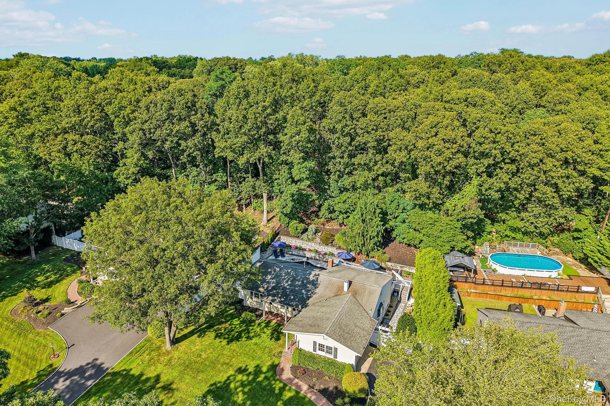 59 Derby Place, Smithtown, NY, 3 Bedrooms Bedrooms, 7 Rooms Rooms,2 BathroomsBathrooms,Residential,For Rent,Derby,0,1042682 59 Derby Place, Smithtown, NY, 3 Bedrooms Bedrooms, 7 Rooms Rooms,2 BathroomsBathrooms,Residential,For Rent,Derby,0,1042682