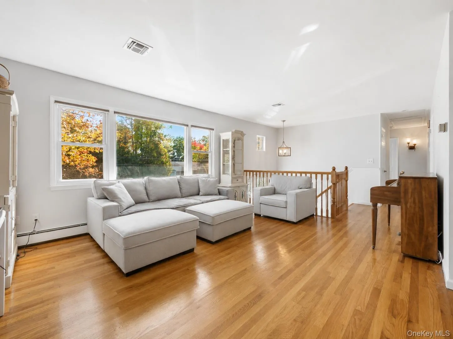 97 Grandview Avenue, Clarkstown, NY, 4 Bedrooms Bedrooms, 11 Rooms Rooms,2 BathroomsBathrooms,Residential,For Rent,Grandview,0,1042690 97 Grandview Avenue, Clarkstown, NY, 4 Bedrooms Bedrooms, 11 Rooms Rooms,2 BathroomsBathrooms,Residential,For Rent,Grandview,0,1042690