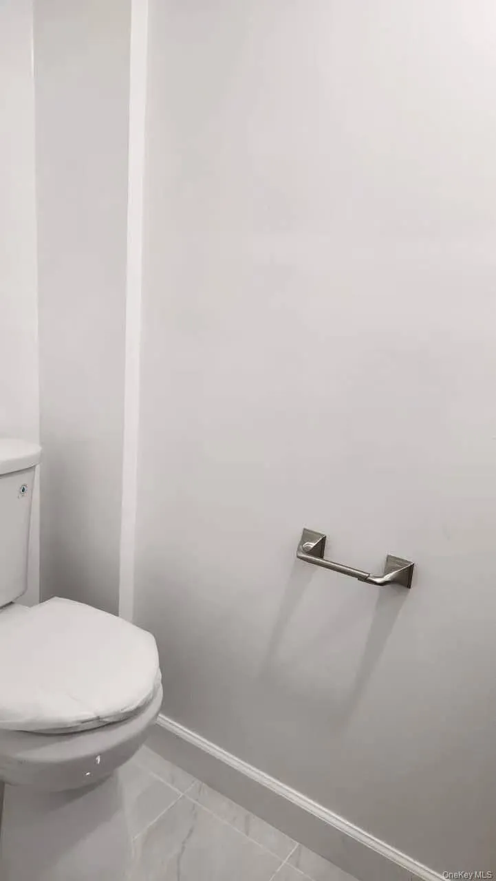 18-08 Murray St 2fl, New York, NY, 4 Bedroom Bedrooms, 5 Room Rooms,1 BathroomBathrooms,Residential Lease,For Rent,Murray St 2fl,0,1042692 18-08 Murray St 2fl, New York, NY, 4 Bedroom Bedrooms, 5 Room Rooms,1 BathroomBathrooms,Residential Lease,For Rent,Murray St 2fl,0,1042692