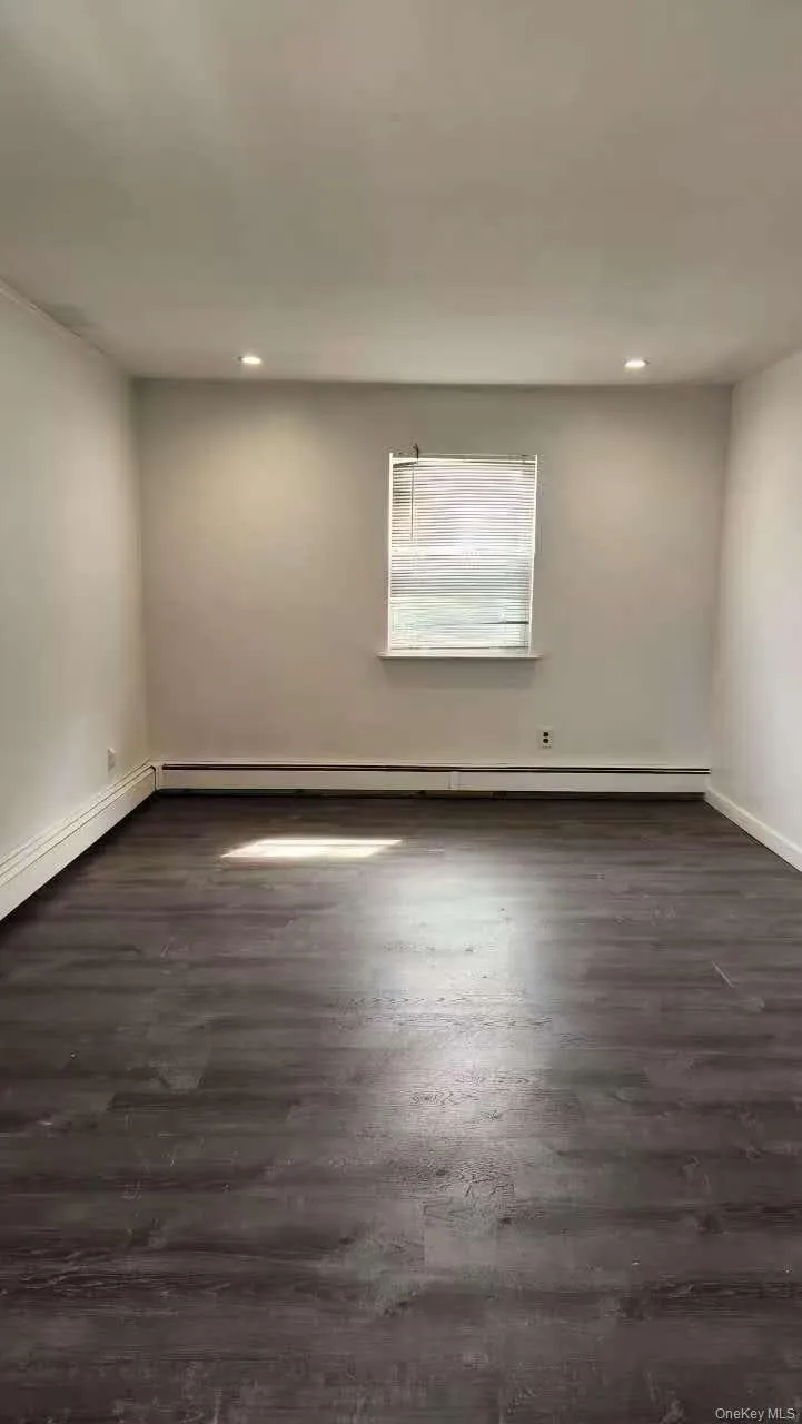 18-08 Murray St 2fl, New York, NY, 4 Bedroom Bedrooms, 5 Room Rooms,1 BathroomBathrooms,Residential Lease,For Rent,Murray St 2fl,0,1042692 18-08 Murray St 2fl, New York, NY, 4 Bedroom Bedrooms, 5 Room Rooms,1 BathroomBathrooms,Residential Lease,For Rent,Murray St 2fl,0,1042692