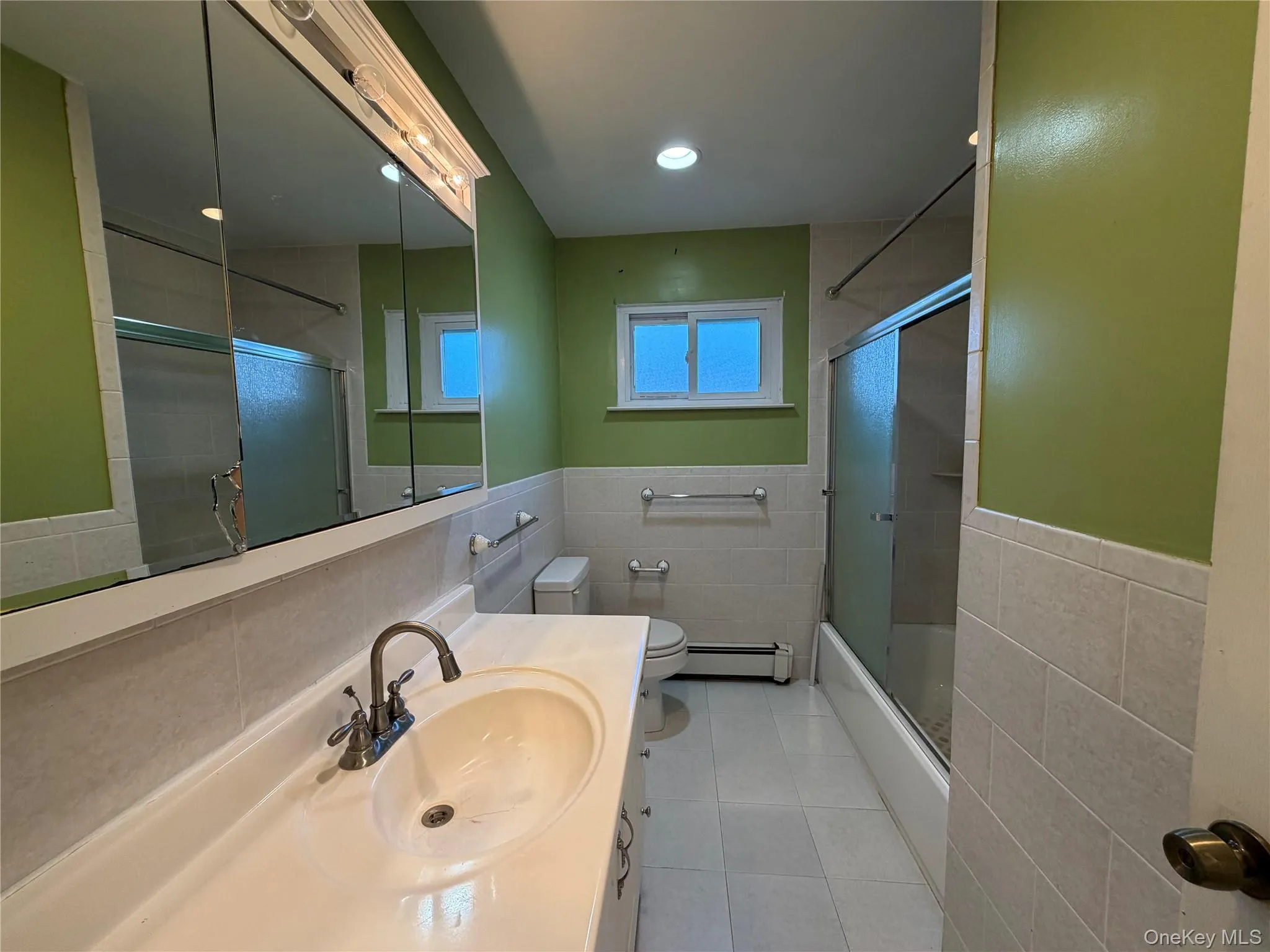 2829 Elm Street, Hempstead, NY, 5 Bedrooms Bedrooms, 11 Rooms Rooms,3 BathroomsBathrooms,Residential,For Rent,Elm,0,1042693 2829 Elm Street, Hempstead, NY, 5 Bedrooms Bedrooms, 11 Rooms Rooms,3 BathroomsBathrooms,Residential,For Rent,Elm,0,1042693