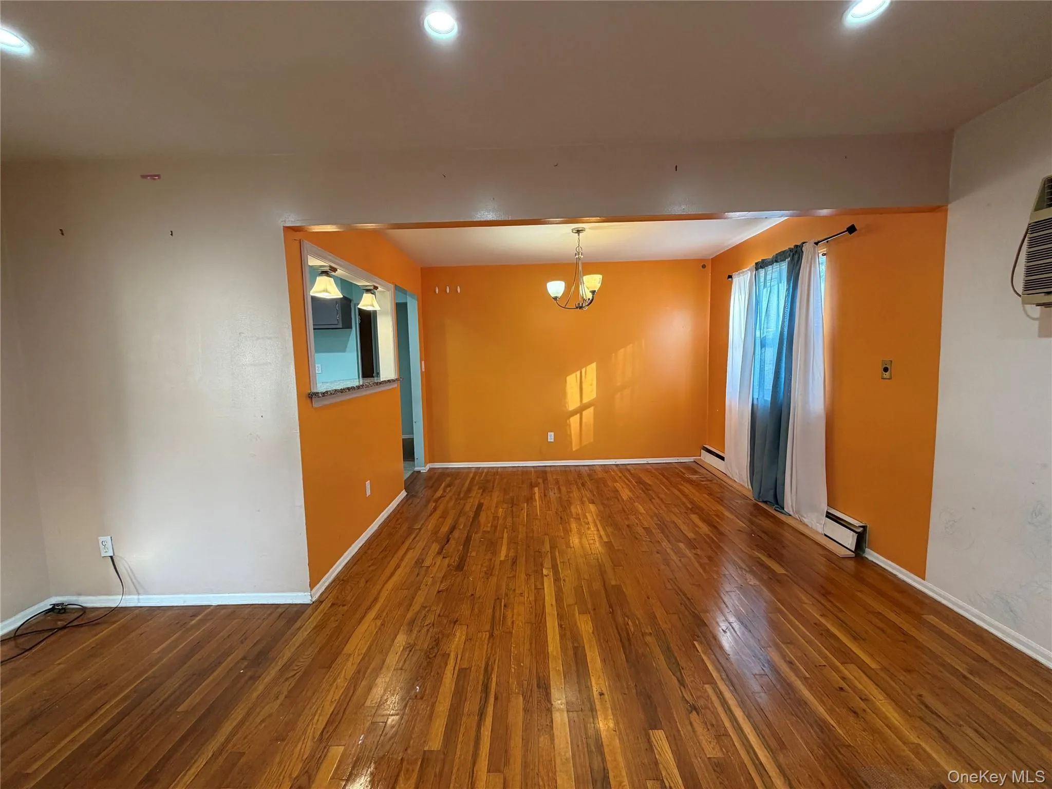 2829 Elm Street, Hempstead, NY, 5 Bedrooms Bedrooms, 11 Rooms Rooms,3 BathroomsBathrooms,Residential,For Rent,Elm,0,1042693 2829 Elm Street, Hempstead, NY, 5 Bedrooms Bedrooms, 11 Rooms Rooms,3 BathroomsBathrooms,Residential,For Rent,Elm,0,1042693