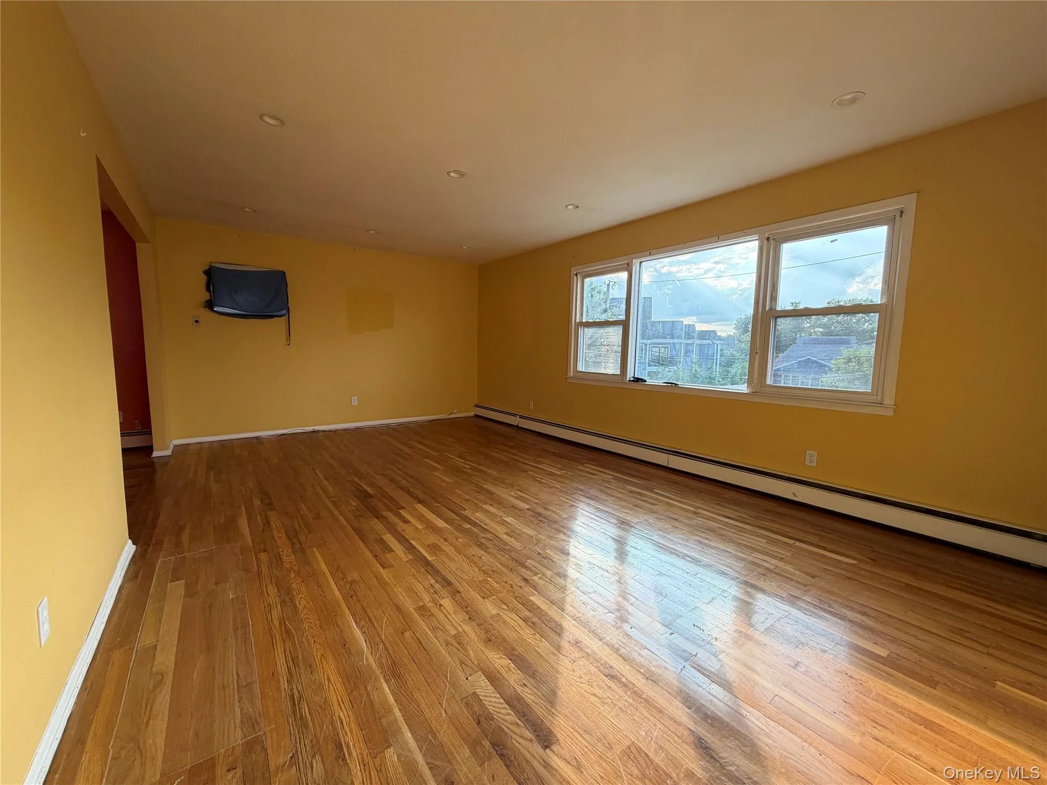 2829 Elm Street, Hempstead, NY, 5 Bedrooms Bedrooms, 11 Rooms Rooms,3 BathroomsBathrooms,Residential,For Rent,Elm,0,1042693 2829 Elm Street, Hempstead, NY, 5 Bedrooms Bedrooms, 11 Rooms Rooms,3 BathroomsBathrooms,Residential,For Rent,Elm,0,1042693