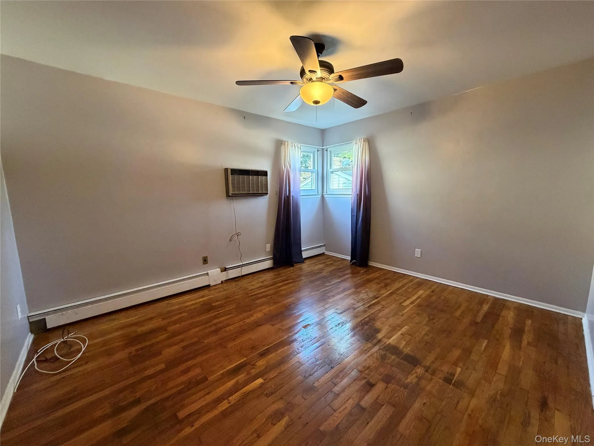 2829 Elm Street, Hempstead, NY, 5 Bedrooms Bedrooms, 11 Rooms Rooms,3 BathroomsBathrooms,Residential,For Rent,Elm,0,1042693 2829 Elm Street, Hempstead, NY, 5 Bedrooms Bedrooms, 11 Rooms Rooms,3 BathroomsBathrooms,Residential,For Rent,Elm,0,1042693