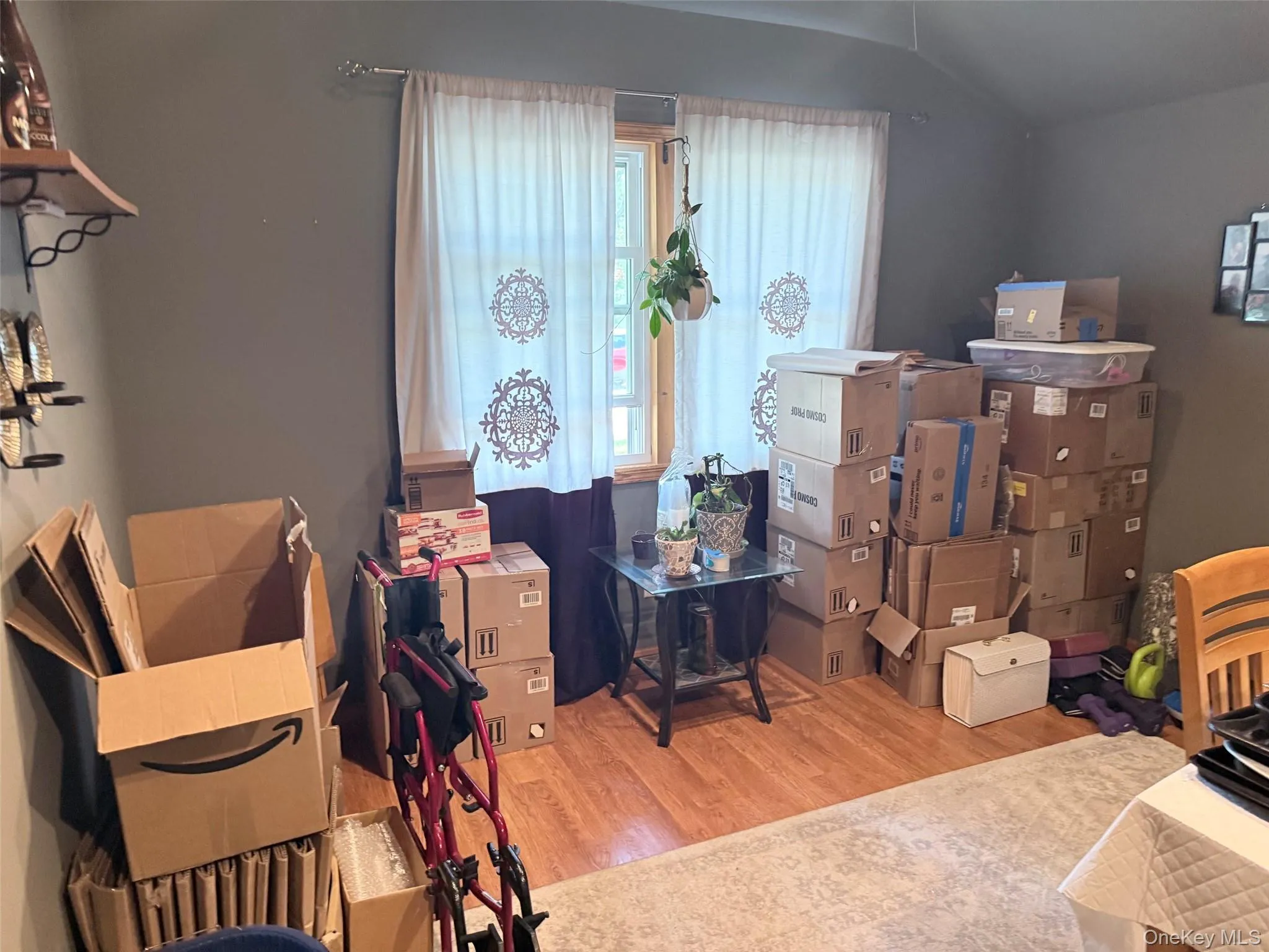 110 Tudor Road, Brookhaven, NY, 4 Bedrooms Bedrooms, 8 Rooms Rooms,2 BathroomsBathrooms,Residential,For Rent,Tudor,0,1042696 110 Tudor Road, Brookhaven, NY, 4 Bedrooms Bedrooms, 8 Rooms Rooms,2 BathroomsBathrooms,Residential,For Rent,Tudor,0,1042696