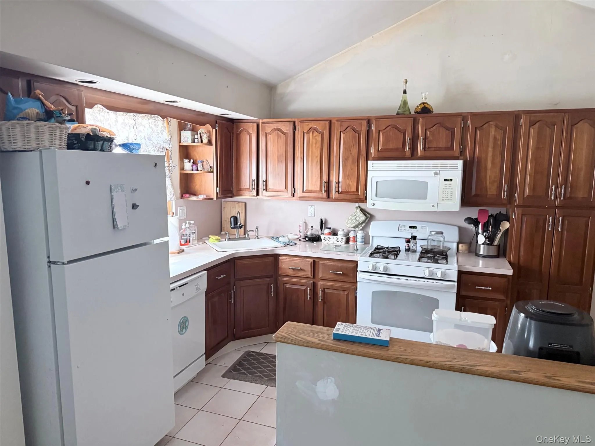 110 Tudor Road, Brookhaven, NY, 4 Bedrooms Bedrooms, 8 Rooms Rooms,2 BathroomsBathrooms,Residential,For Rent,Tudor,0,1042696 110 Tudor Road, Brookhaven, NY, 4 Bedrooms Bedrooms, 8 Rooms Rooms,2 BathroomsBathrooms,Residential,For Rent,Tudor,0,1042696