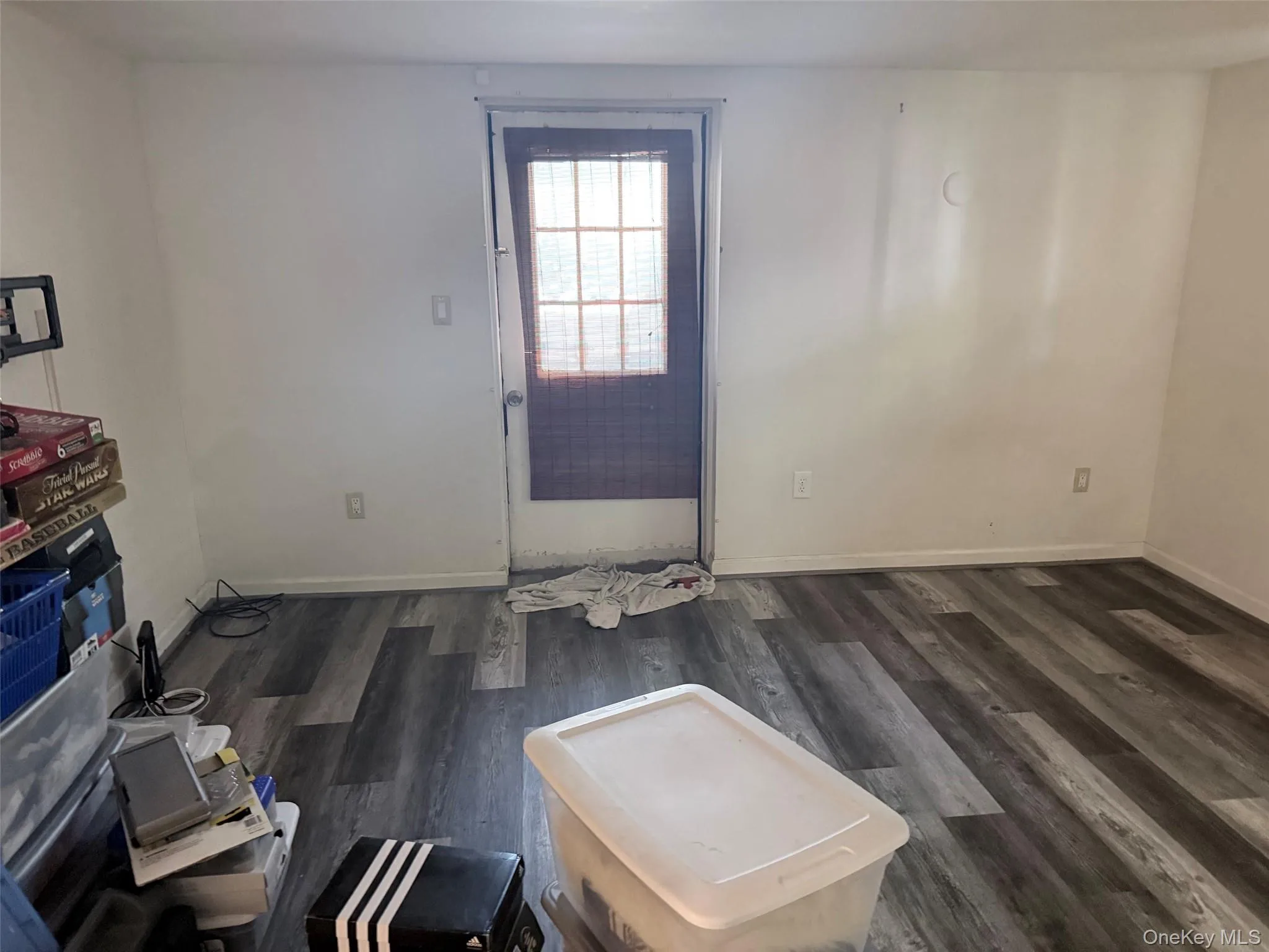 110 Tudor Road, Brookhaven, NY, 4 Bedrooms Bedrooms, 8 Rooms Rooms,2 BathroomsBathrooms,Residential,For Rent,Tudor,0,1042696 110 Tudor Road, Brookhaven, NY, 4 Bedrooms Bedrooms, 8 Rooms Rooms,2 BathroomsBathrooms,Residential,For Rent,Tudor,0,1042696