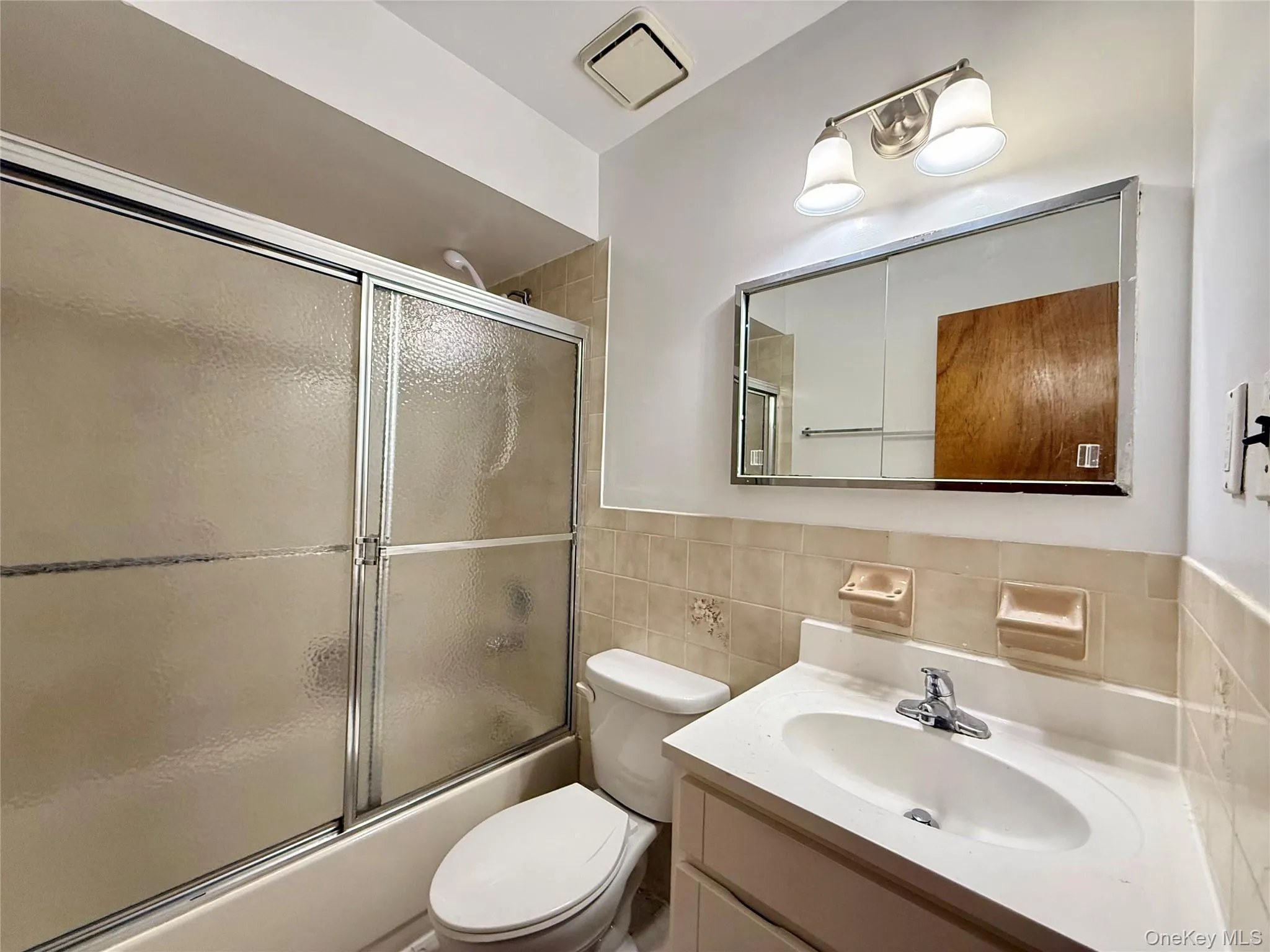 149-14 21 Avenue, New York, NY, 3 Bedroom Bedrooms, 6 Room Rooms,2 BathroomBathrooms,Residential Lease,For Rent,21,0,1042697 149-14 21 Avenue, New York, NY, 3 Bedroom Bedrooms, 6 Room Rooms,2 BathroomBathrooms,Residential Lease,For Rent,21,0,1042697