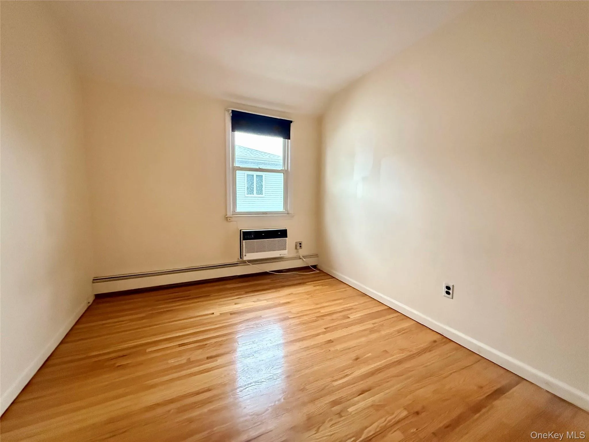149-14 21 Avenue, New York, NY, 3 Bedroom Bedrooms, 6 Room Rooms,2 BathroomBathrooms,Residential Lease,For Rent,21,0,1042697 149-14 21 Avenue, New York, NY, 3 Bedroom Bedrooms, 6 Room Rooms,2 BathroomBathrooms,Residential Lease,For Rent,21,0,1042697