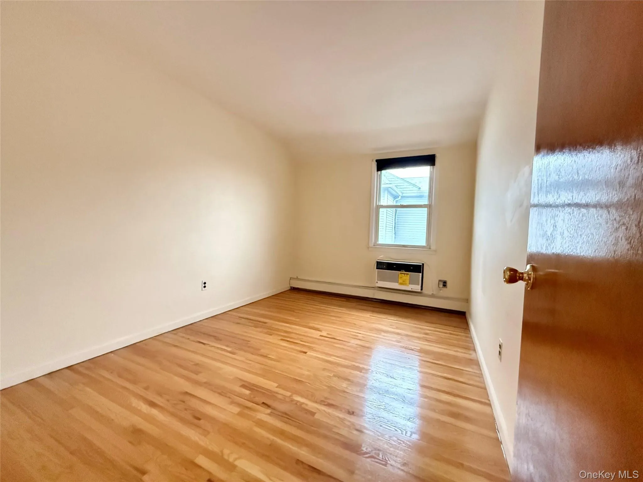 149-14 21 Avenue, New York, NY, 3 Bedroom Bedrooms, 6 Room Rooms,2 BathroomBathrooms,Residential Lease,For Rent,21,0,1042697 149-14 21 Avenue, New York, NY, 3 Bedroom Bedrooms, 6 Room Rooms,2 BathroomBathrooms,Residential Lease,For Rent,21,0,1042697