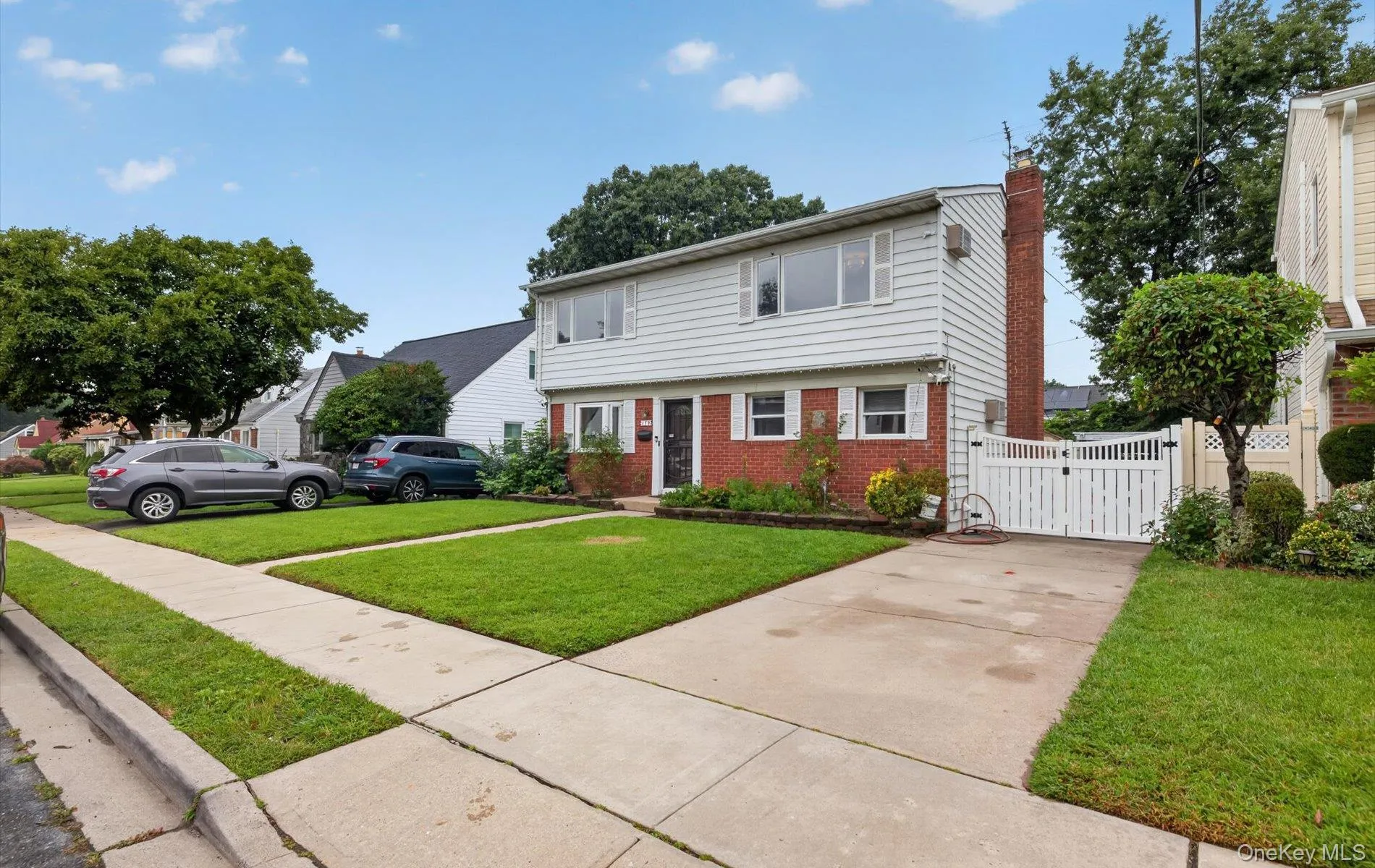179 Sterling Road, Hempstead, NY, 4 Bedrooms Bedrooms, 9 Rooms Rooms,2 BathroomsBathrooms,Residential,For Rent,Sterling,0,1042698 179 Sterling Road, Hempstead, NY, 4 Bedrooms Bedrooms, 9 Rooms Rooms,2 BathroomsBathrooms,Residential,For Rent,Sterling,0,1042698