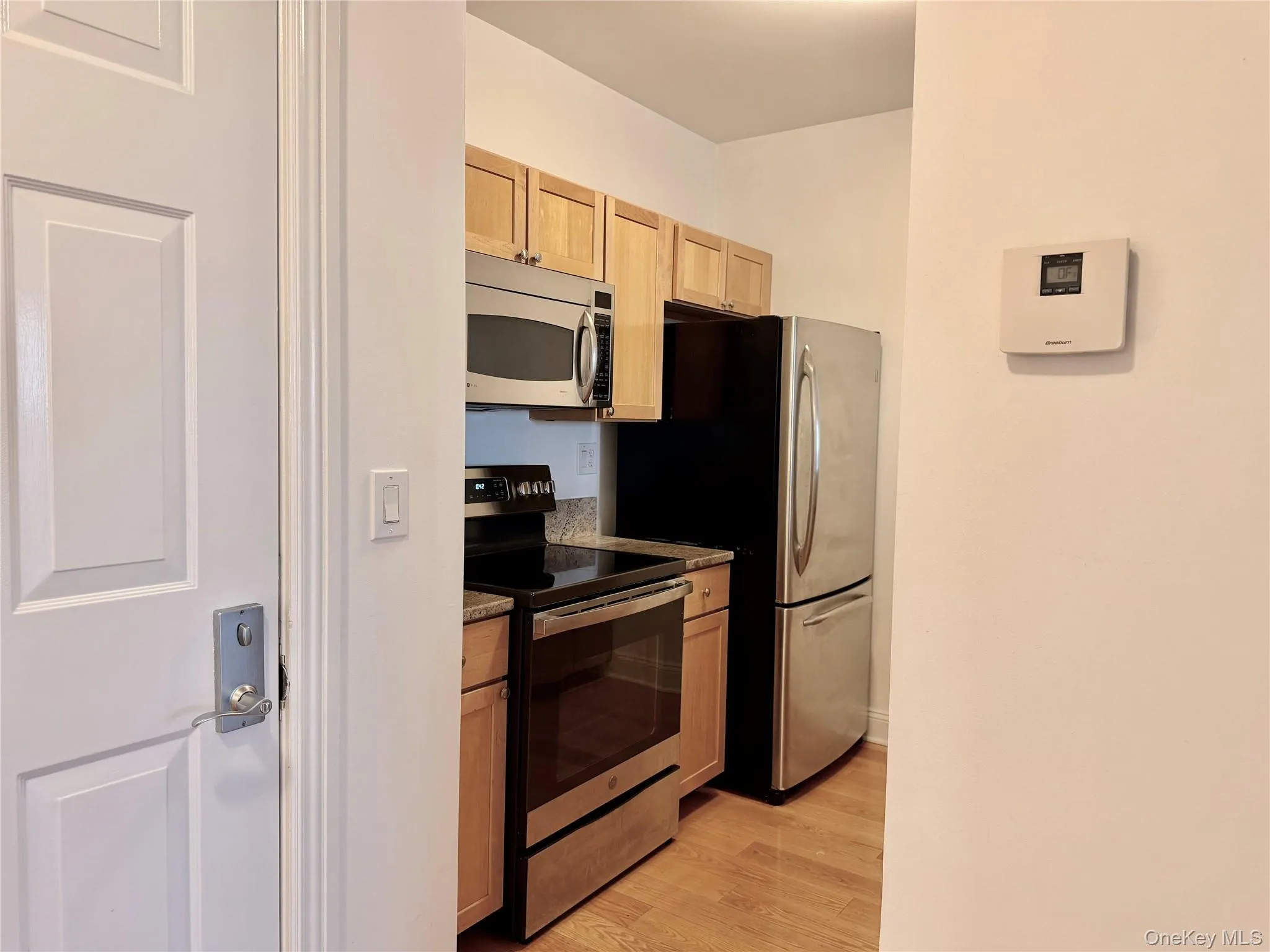 543 Main Street, New Rochelle, NY, 1 Bedroom Bedrooms, 3 Rooms Rooms,1 BathroomBathrooms,Residential Lease,For Rent,Main,0,1042700 543 Main Street, New Rochelle, NY, 1 Bedroom Bedrooms, 3 Rooms Rooms,1 BathroomBathrooms,Residential Lease,For Rent,Main,0,1042700