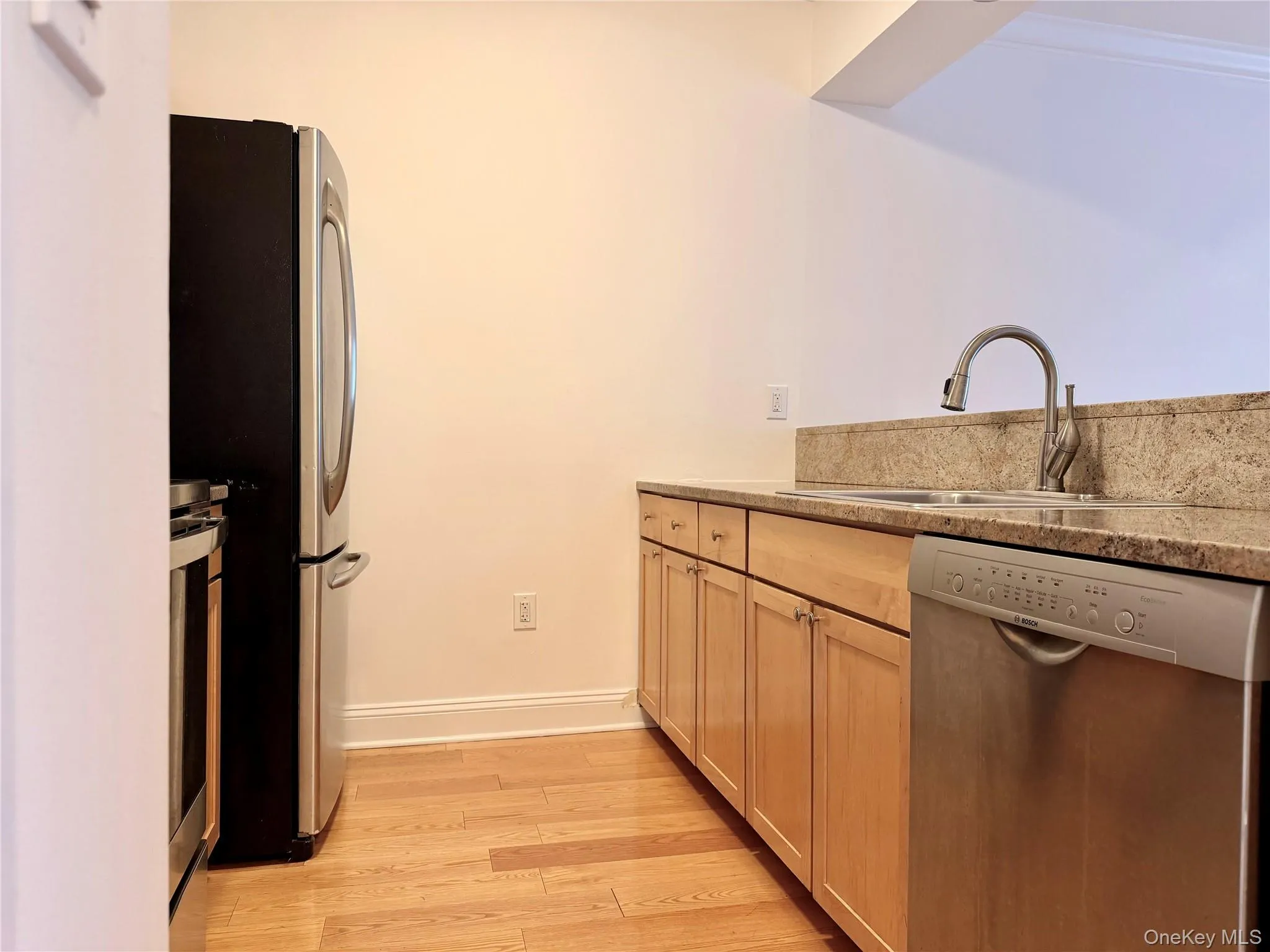 543 Main Street, New Rochelle, NY, 1 Bedroom Bedrooms, 3 Rooms Rooms,1 BathroomBathrooms,Residential Lease,For Rent,Main,0,1042700 543 Main Street, New Rochelle, NY, 1 Bedroom Bedrooms, 3 Rooms Rooms,1 BathroomBathrooms,Residential Lease,For Rent,Main,0,1042700