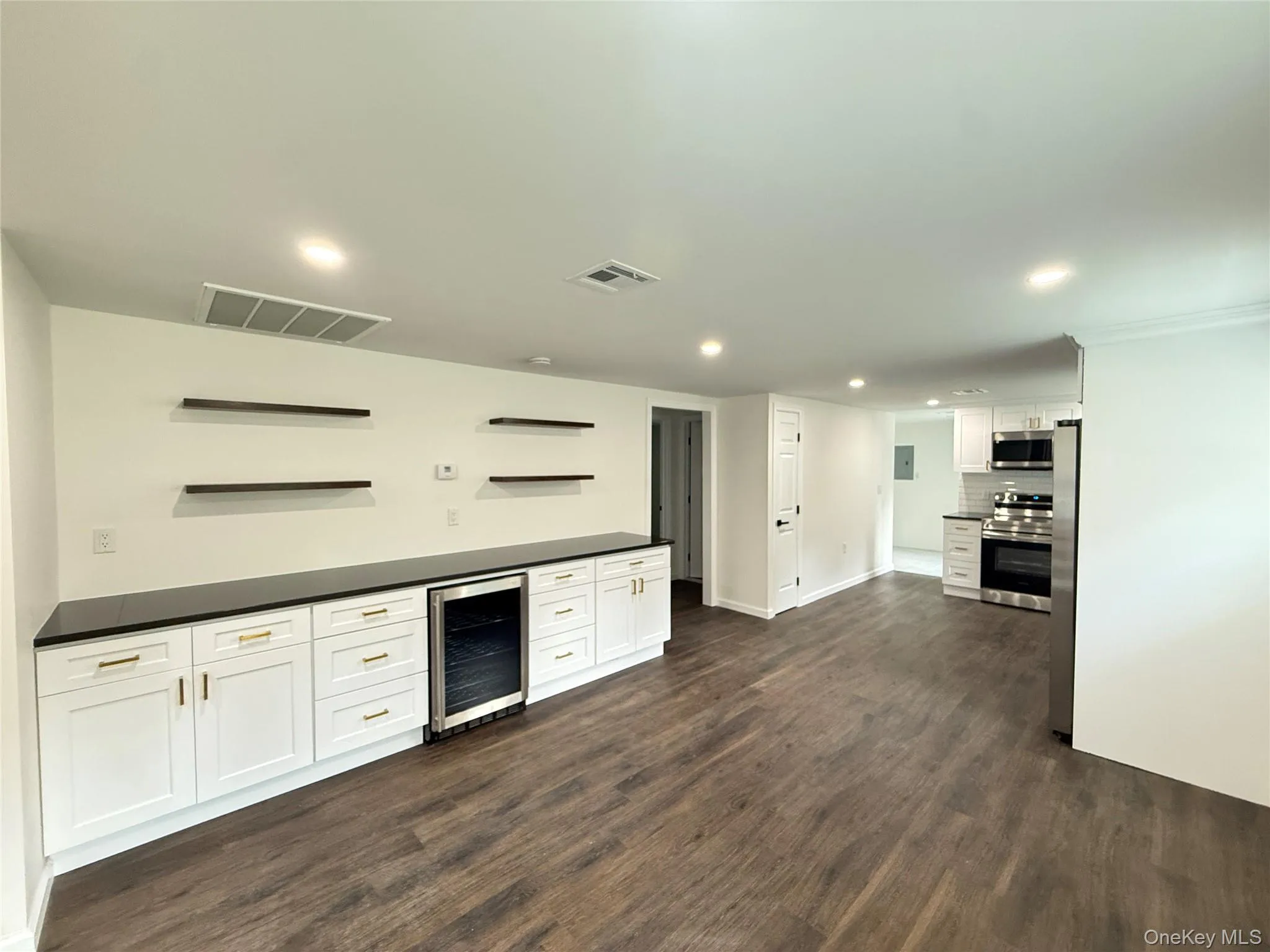 127 Spring Lake Road, Red Hook, NY, 3 Bedrooms Bedrooms, 9 Rooms Rooms,2 BathroomsBathrooms,Residential,For Rent,Spring Lake,0,1042703 127 Spring Lake Road, Red Hook, NY, 3 Bedrooms Bedrooms, 9 Rooms Rooms,2 BathroomsBathrooms,Residential,For Rent,Spring Lake,0,1042703