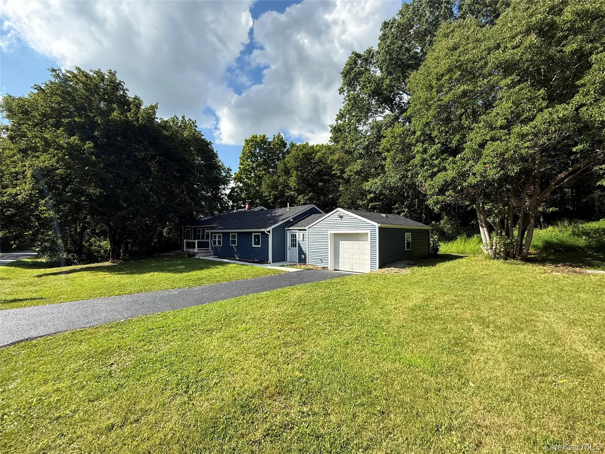 127 Spring Lake Road, Red Hook, NY, 3 Bedrooms Bedrooms, 9 Rooms Rooms,2 BathroomsBathrooms,Residential,For Rent,Spring Lake,0,1042703 127 Spring Lake Road, Red Hook, NY, 3 Bedrooms Bedrooms, 9 Rooms Rooms,2 BathroomsBathrooms,Residential,For Rent,Spring Lake,0,1042703