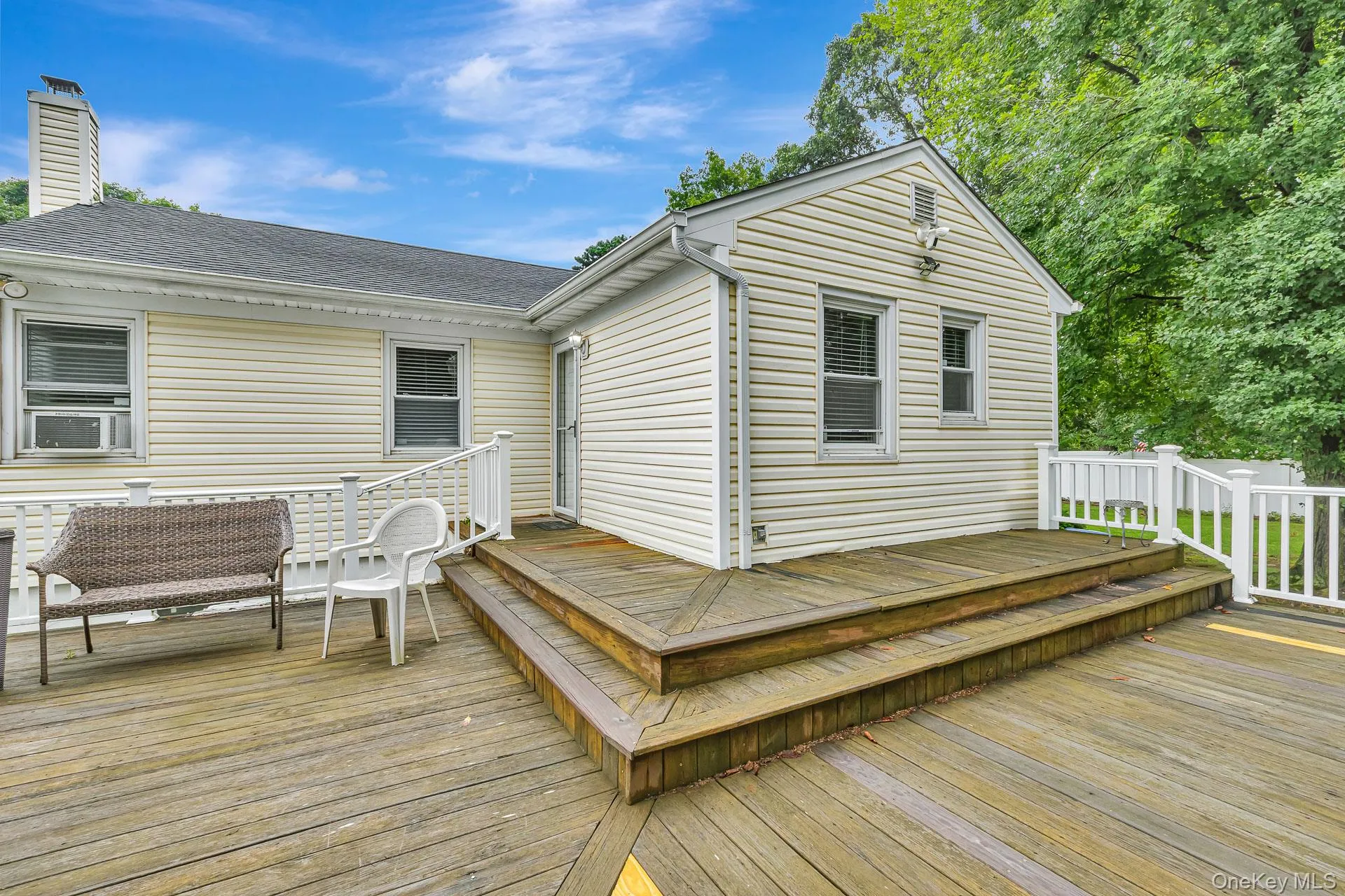 12 Dover Avenue, Brookhaven, NY, 2 Bedrooms Bedrooms, 5 Rooms Rooms,2 BathroomsBathrooms,Residential,For Rent,Dover,0,1042709 12 Dover Avenue, Brookhaven, NY, 2 Bedrooms Bedrooms, 5 Rooms Rooms,2 BathroomsBathrooms,Residential,For Rent,Dover,0,1042709