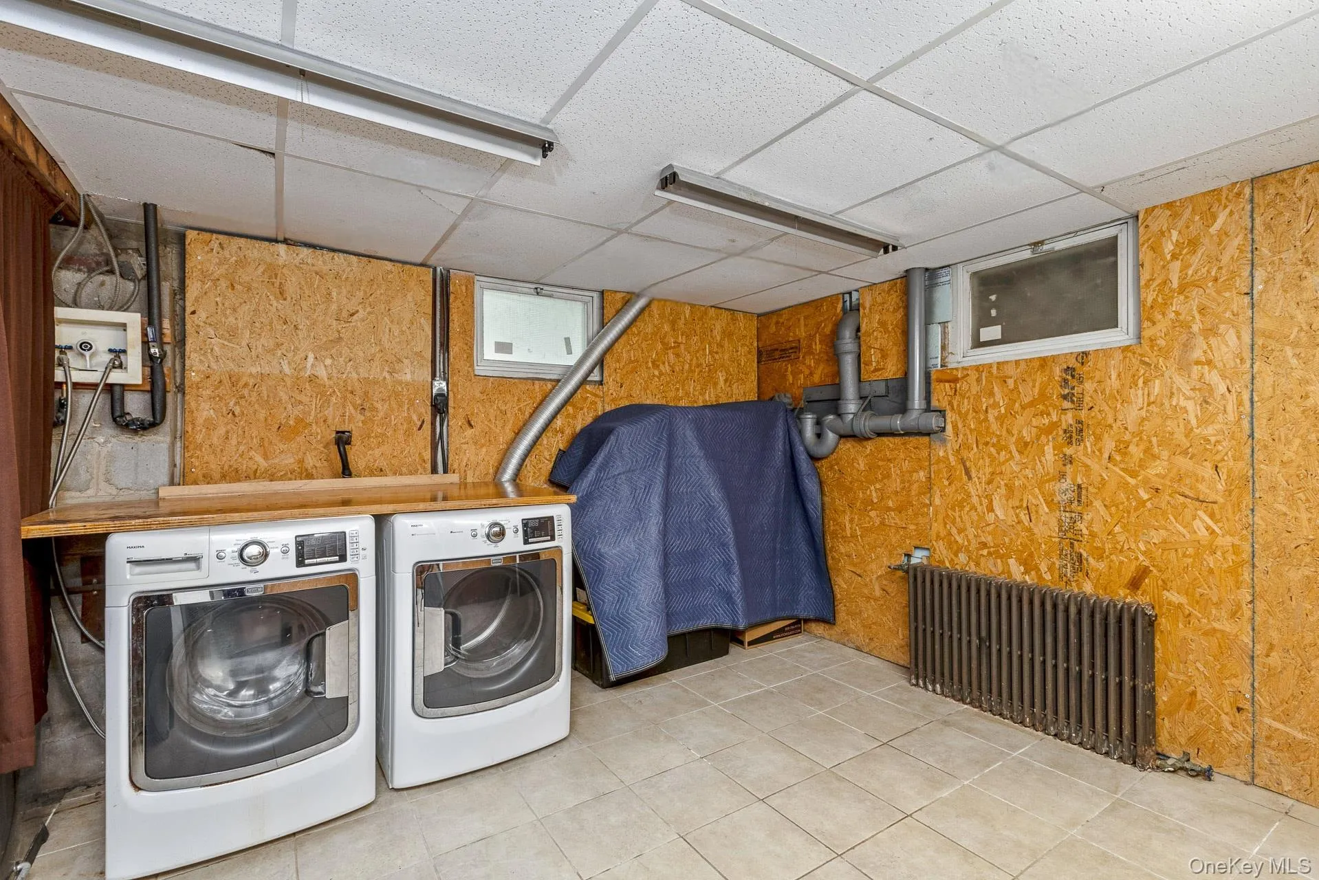 12 Dover Avenue, Brookhaven, NY, 2 Bedrooms Bedrooms, 5 Rooms Rooms,2 BathroomsBathrooms,Residential,For Rent,Dover,0,1042709 12 Dover Avenue, Brookhaven, NY, 2 Bedrooms Bedrooms, 5 Rooms Rooms,2 BathroomsBathrooms,Residential,For Rent,Dover,0,1042709