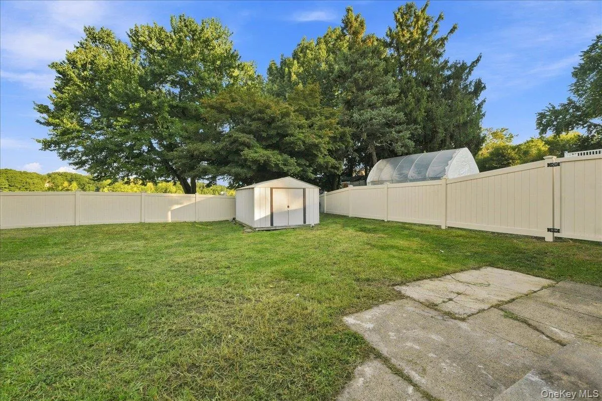 171 Westchester Avenue, Cortlandt, NY, 2 Bedrooms Bedrooms, 7 Rooms Rooms,1 BathroomBathrooms,Residential,For Rent,Westchester,0,1042710 171 Westchester Avenue, Cortlandt, NY, 2 Bedrooms Bedrooms, 7 Rooms Rooms,1 BathroomBathrooms,Residential,For Rent,Westchester,0,1042710
