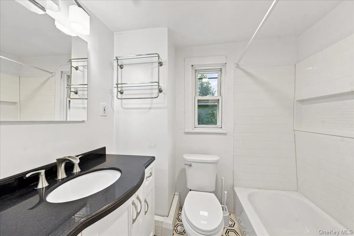 171 Westchester Avenue, Cortlandt, NY, 2 Bedrooms Bedrooms, 7 Rooms Rooms,1 BathroomBathrooms,Residential,For Rent,Westchester,0,1042710 171 Westchester Avenue, Cortlandt, NY, 2 Bedrooms Bedrooms, 7 Rooms Rooms,1 BathroomBathrooms,Residential,For Rent,Westchester,0,1042710