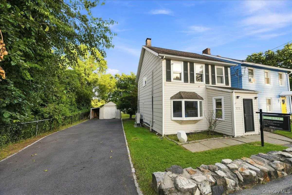171 Westchester Avenue, Cortlandt, NY, 2 Bedrooms Bedrooms, 7 Rooms Rooms,1 BathroomBathrooms,Residential,For Rent,Westchester,0,1042710 171 Westchester Avenue, Cortlandt, NY, 2 Bedrooms Bedrooms, 7 Rooms Rooms,1 BathroomBathrooms,Residential,For Rent,Westchester,0,1042710