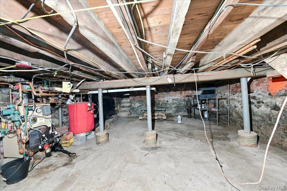 171 Westchester Avenue, Cortlandt, NY, 2 Bedrooms Bedrooms, 7 Rooms Rooms,1 BathroomBathrooms,Residential,For Rent,Westchester,0,1042710 171 Westchester Avenue, Cortlandt, NY, 2 Bedrooms Bedrooms, 7 Rooms Rooms,1 BathroomBathrooms,Residential,For Rent,Westchester,0,1042710