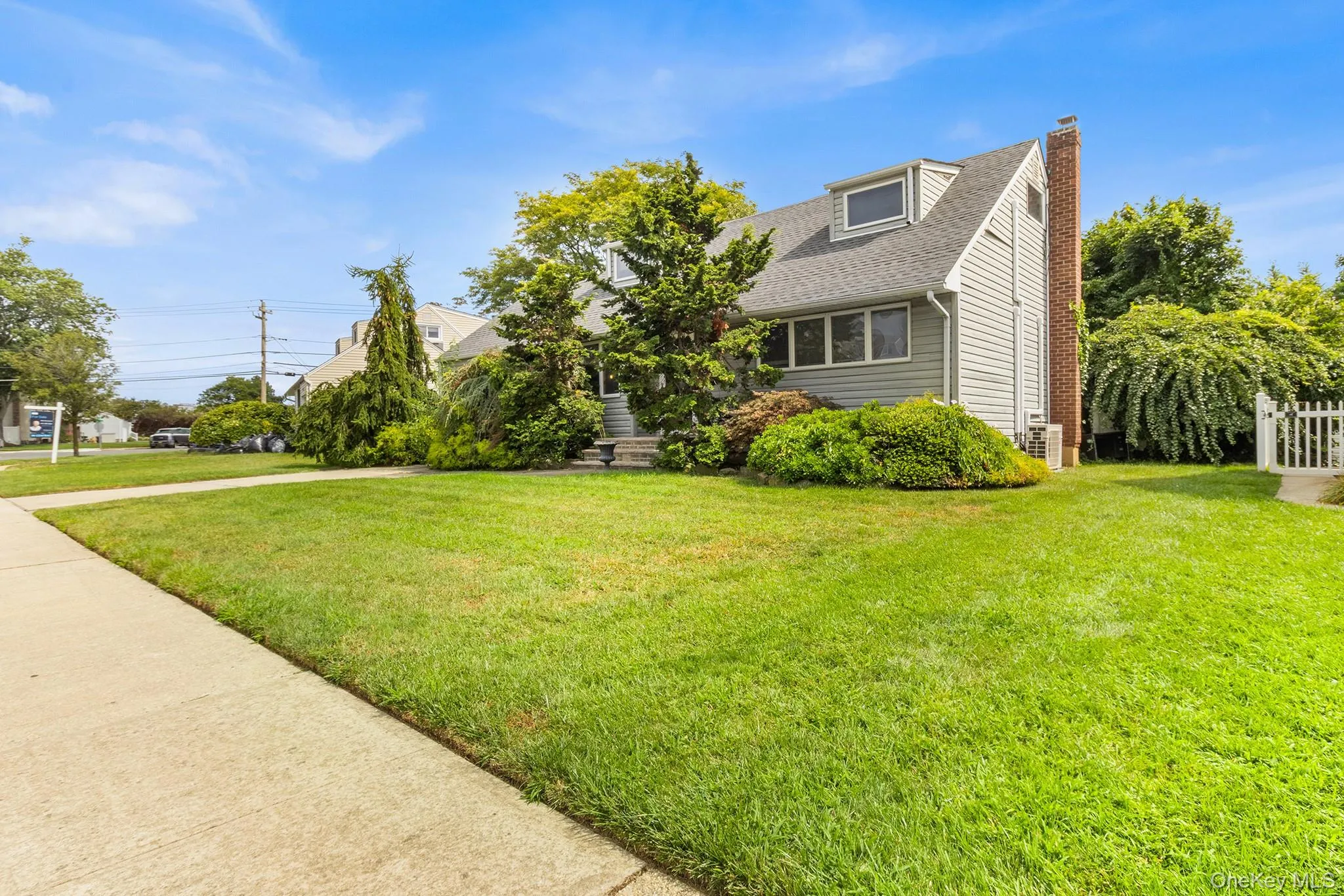 2075 Alan Drive, Hempstead, NY, 3 Bedrooms Bedrooms, 7 Rooms Rooms,2 BathroomsBathrooms,Residential,For Rent,Alan,0,1042712 2075 Alan Drive, Hempstead, NY, 3 Bedrooms Bedrooms, 7 Rooms Rooms,2 BathroomsBathrooms,Residential,For Rent,Alan,0,1042712