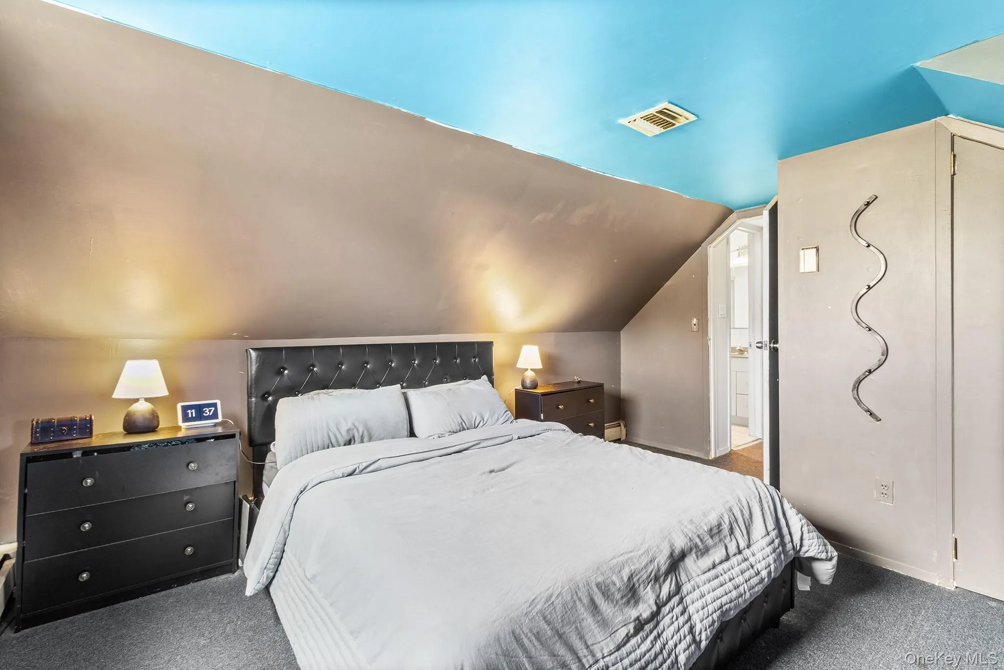 2075 Alan Drive, Hempstead, NY, 3 Bedrooms Bedrooms, 7 Rooms Rooms,2 BathroomsBathrooms,Residential,For Rent,Alan,0,1042712 2075 Alan Drive, Hempstead, NY, 3 Bedrooms Bedrooms, 7 Rooms Rooms,2 BathroomsBathrooms,Residential,For Rent,Alan,0,1042712