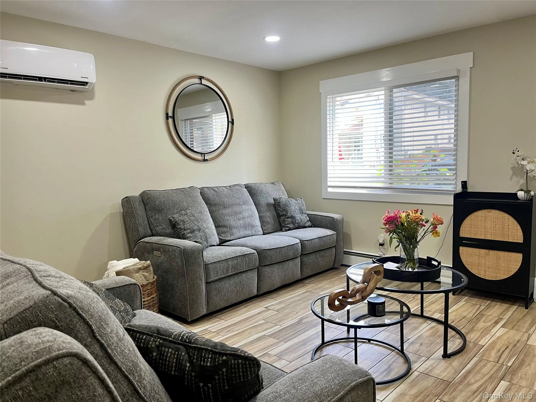 16 Maryland Avenue, Middletown, NY, 2 Bedrooms Bedrooms, 4 Rooms Rooms,1 BathroomBathrooms,Residential Lease,For Rent,Maryland,0,1042715 16 Maryland Avenue, Middletown, NY, 2 Bedrooms Bedrooms, 4 Rooms Rooms,1 BathroomBathrooms,Residential Lease,For Rent,Maryland,0,1042715
