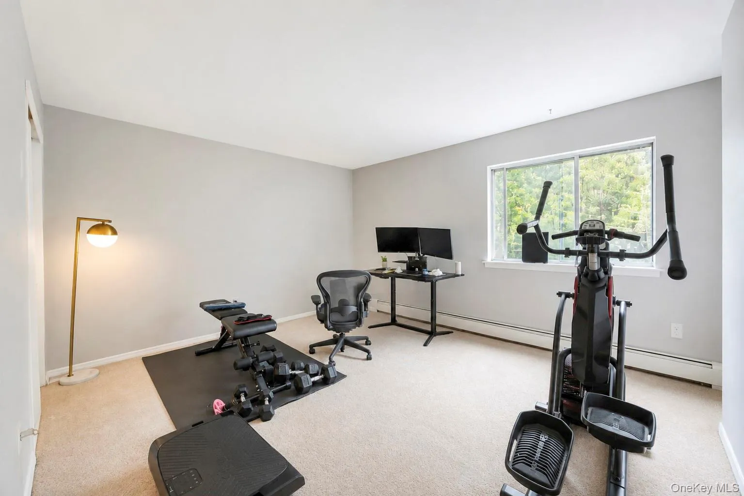 21 Hope Court, Brookhaven, NY, 5 Bedrooms Bedrooms, 8 Rooms Rooms,1 BathroomBathrooms,Residential,For Rent,Hope,0,1042717 21 Hope Court, Brookhaven, NY, 5 Bedrooms Bedrooms, 8 Rooms Rooms,1 BathroomBathrooms,Residential,For Rent,Hope,0,1042717