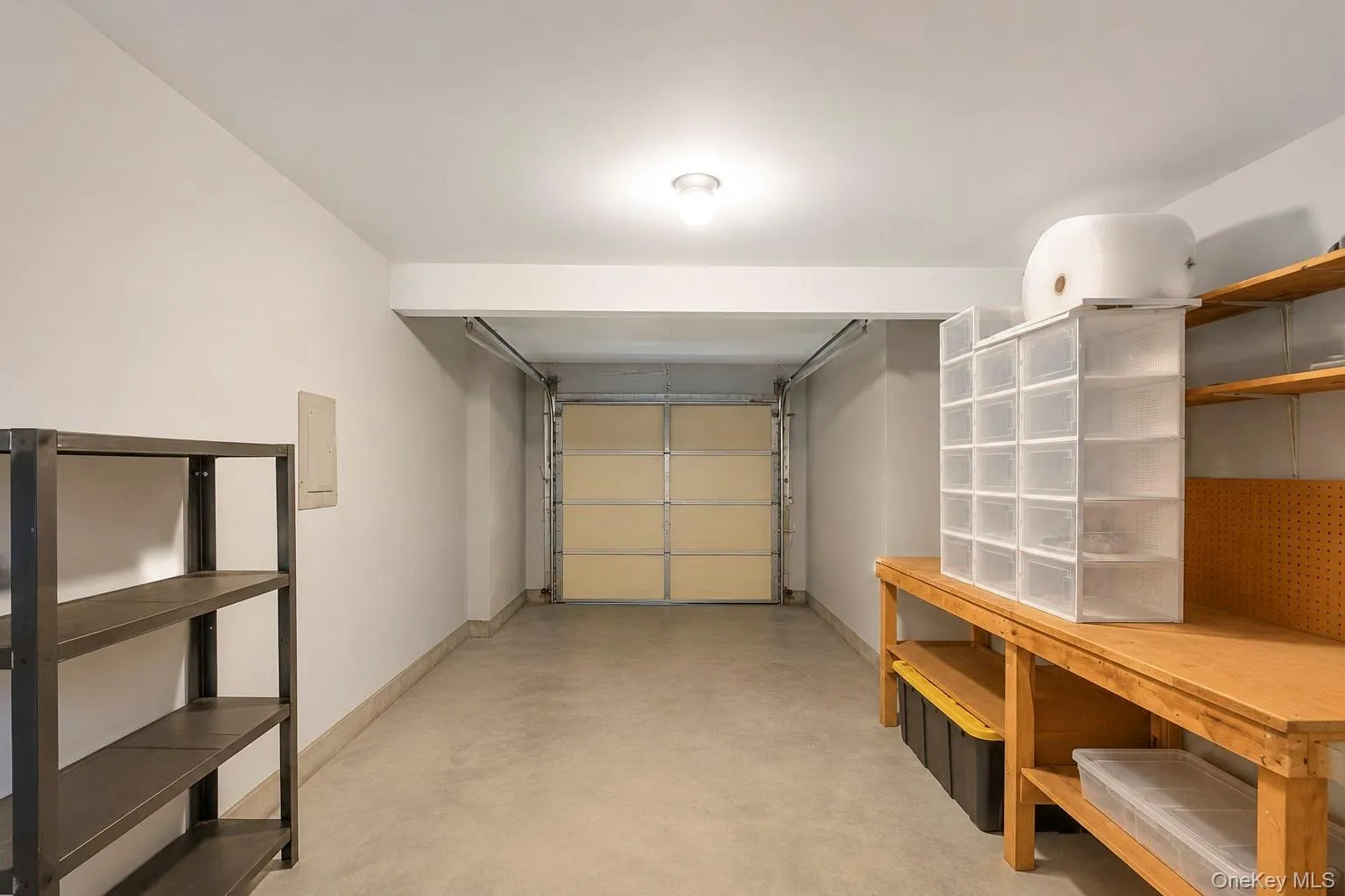 21 Hope Court, Brookhaven, NY, 5 Bedrooms Bedrooms, 8 Rooms Rooms,1 BathroomBathrooms,Residential,For Rent,Hope,0,1042717 21 Hope Court, Brookhaven, NY, 5 Bedrooms Bedrooms, 8 Rooms Rooms,1 BathroomBathrooms,Residential,For Rent,Hope,0,1042717