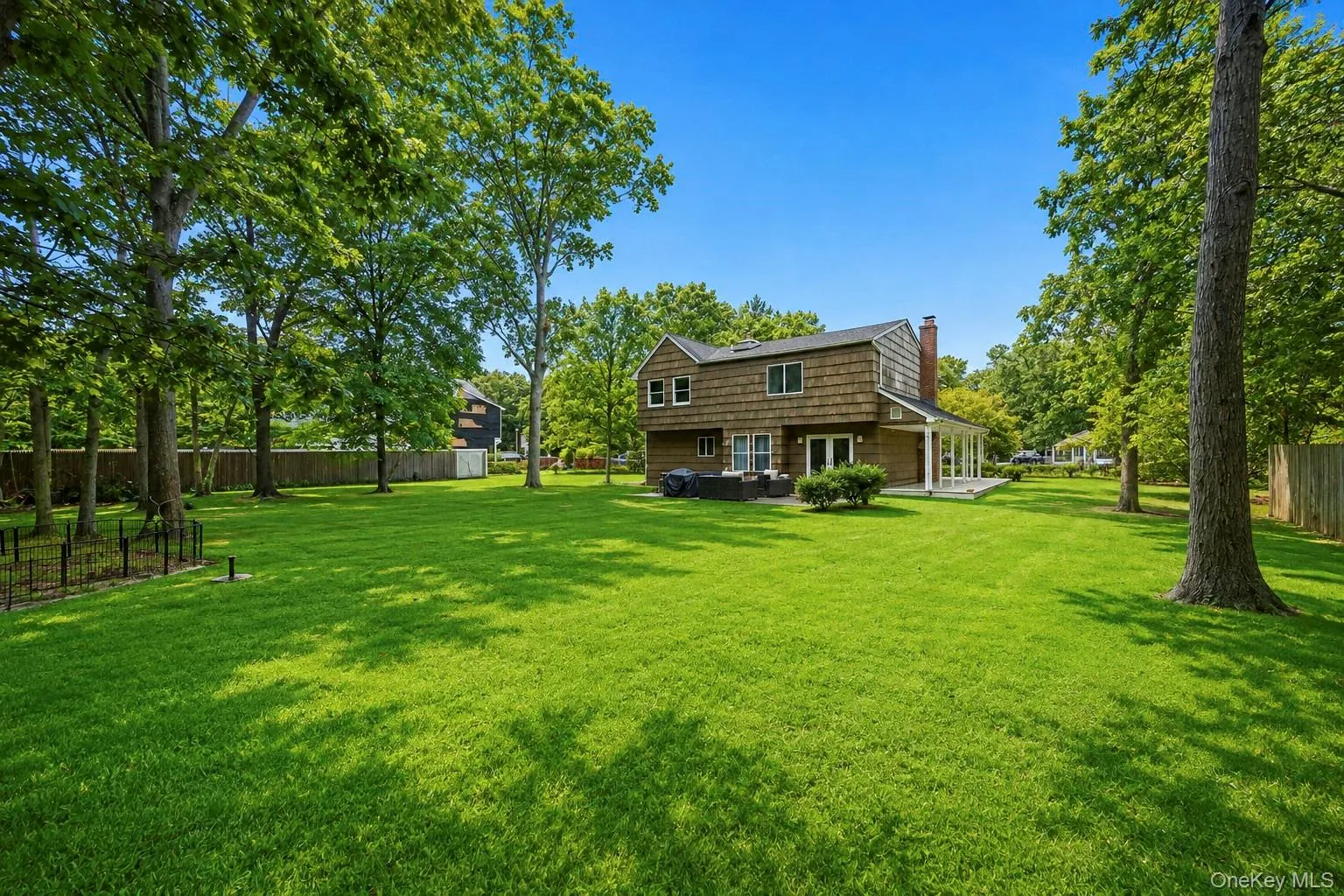 21 Hope Court, Brookhaven, NY, 5 Bedrooms Bedrooms, 8 Rooms Rooms,1 BathroomBathrooms,Residential,For Rent,Hope,0,1042717 21 Hope Court, Brookhaven, NY, 5 Bedrooms Bedrooms, 8 Rooms Rooms,1 BathroomBathrooms,Residential,For Rent,Hope,0,1042717