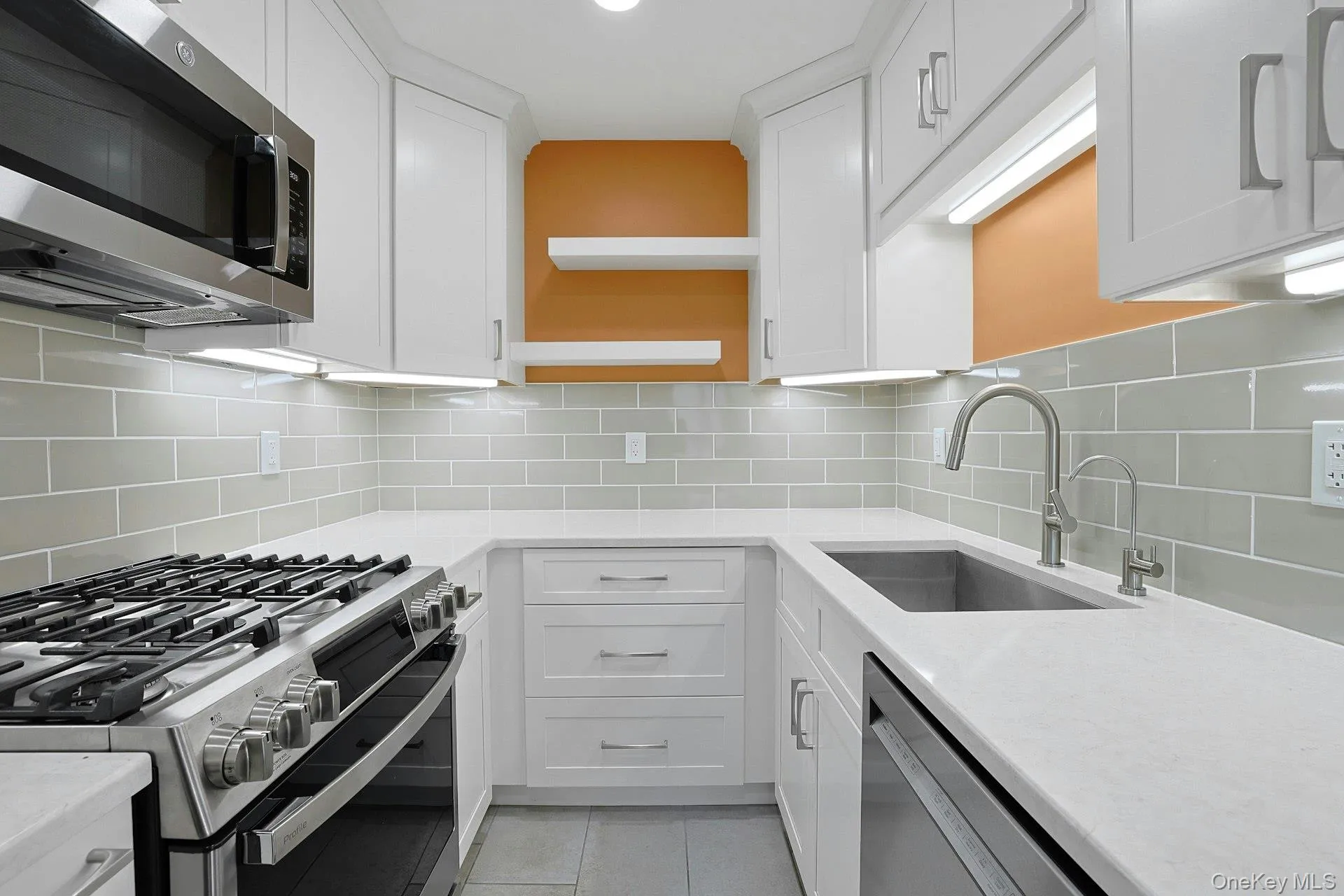 13 James Court, Clarkstown, NY, 1 Bedroom Bedrooms, 4 Rooms Rooms,1 BathroomBathrooms,Residential,For Rent,James,0,1042718 13 James Court, Clarkstown, NY, 1 Bedroom Bedrooms, 4 Rooms Rooms,1 BathroomBathrooms,Residential,For Rent,James,0,1042718